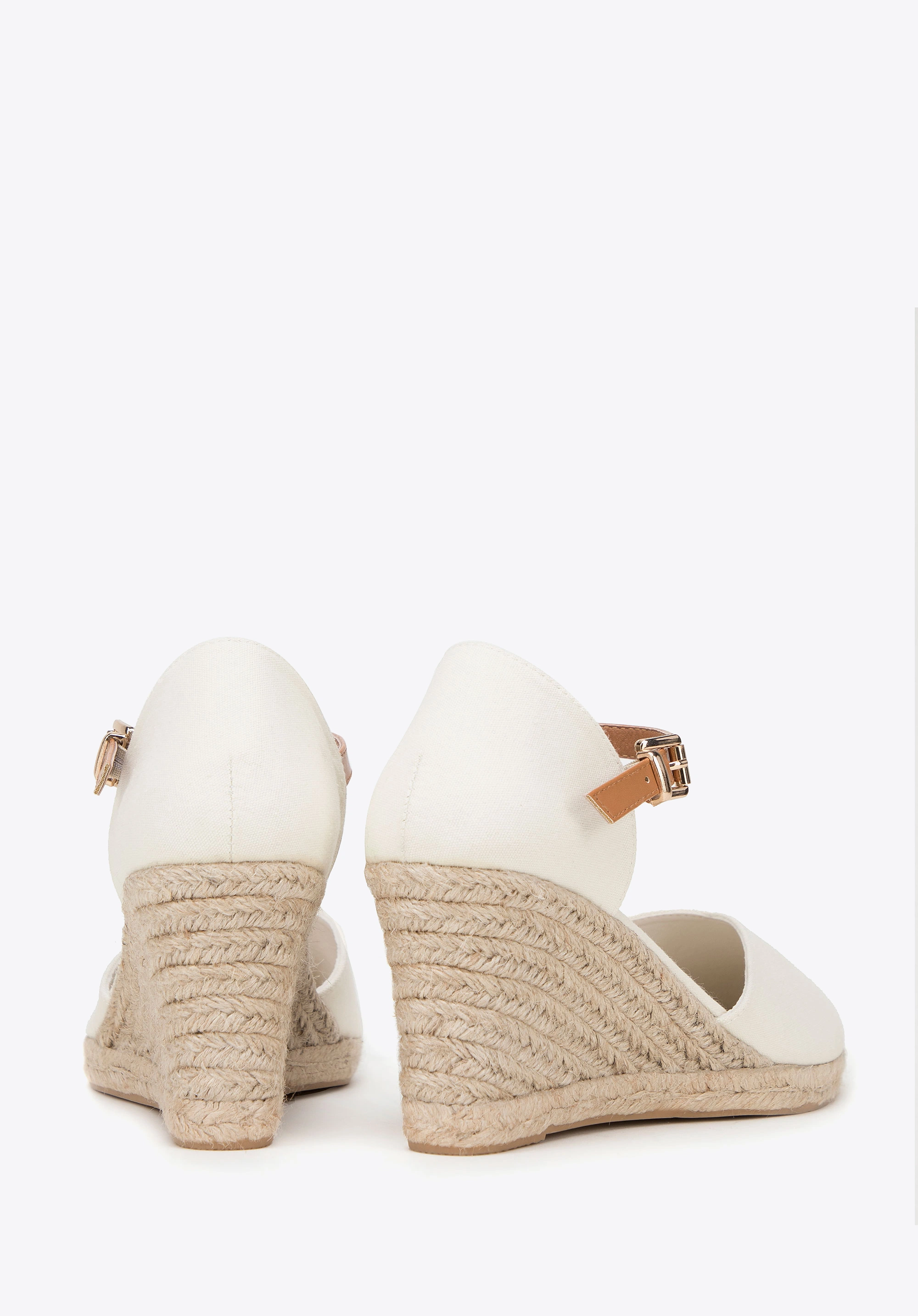 Damskie espadryle z paskiemKolor: kremowy