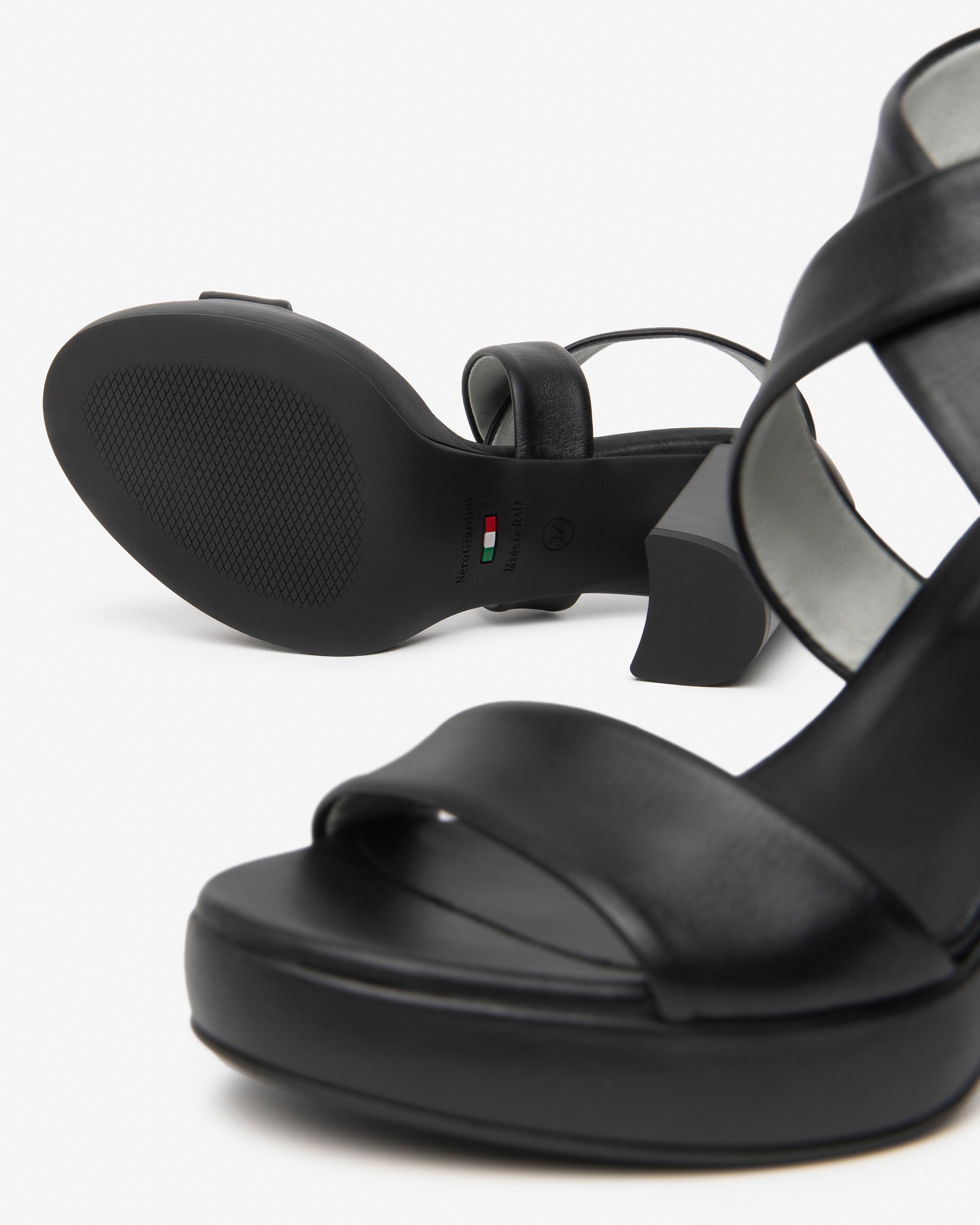  Damen-Ledersandalen