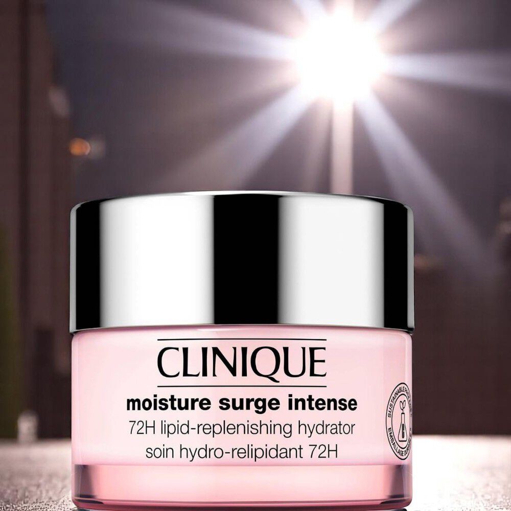 Clinique Moisture Surge Intense 72-Hour Lipis Replenishing Hydrating