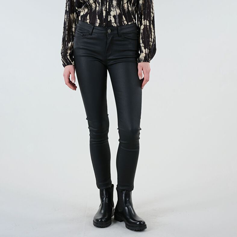 Jeans neri da donna