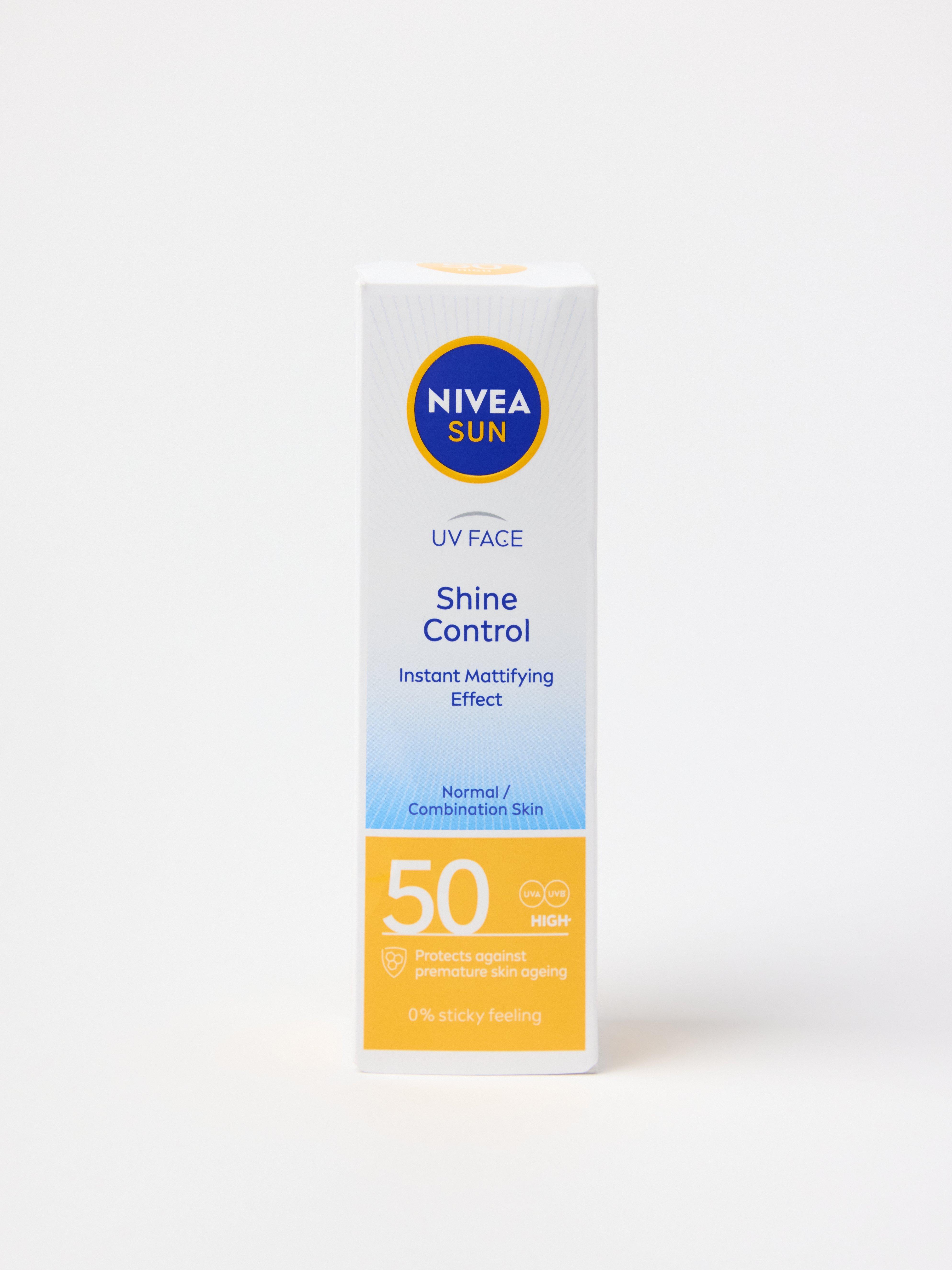 NIVEA UV Face Shine Control Cream SPF 50 Uten farge