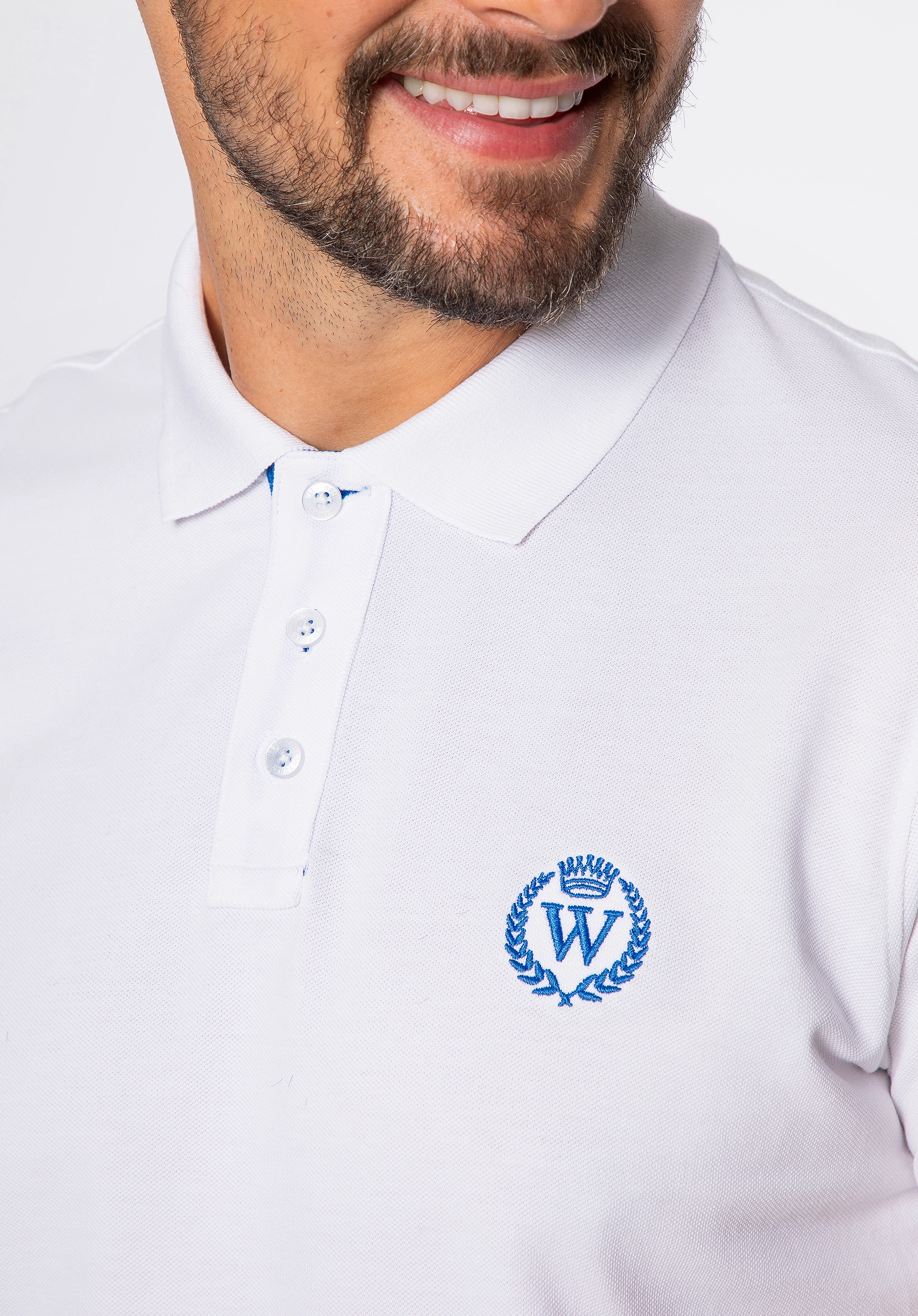 Koszulka polo męska bawełniana z kolorowym logo biała