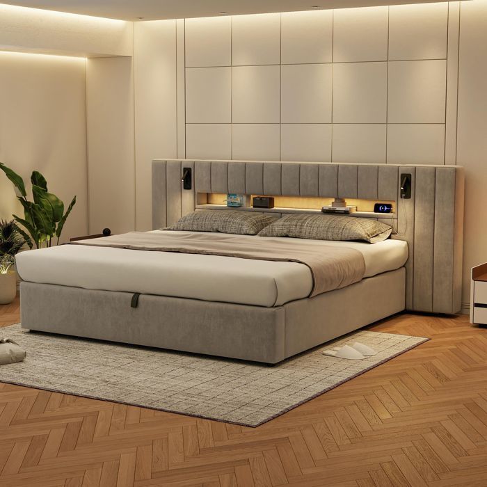 Cama con almacenamiento tapizada EVRYAE de 180x200 cm en terciopelo gris, diseño elegante y funcional.