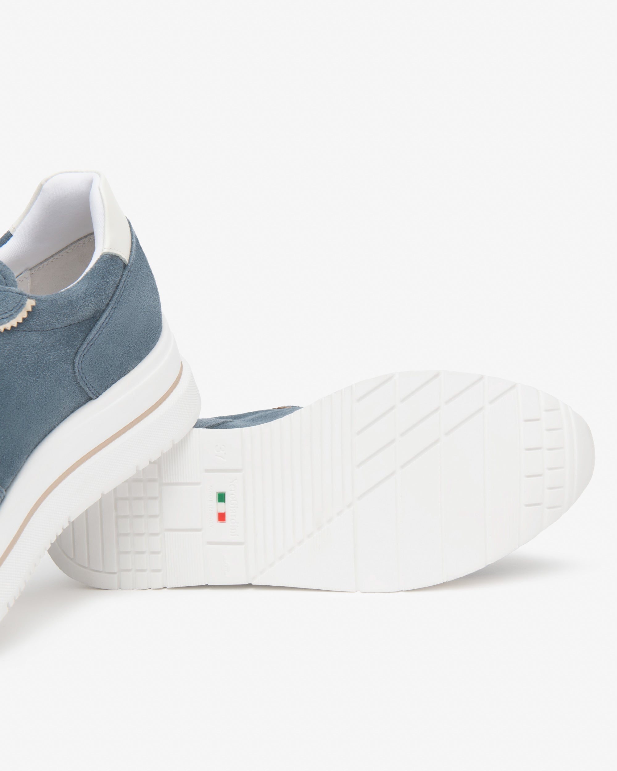  Damen-Sneaker aus Wildleder und Funktionsmaterial