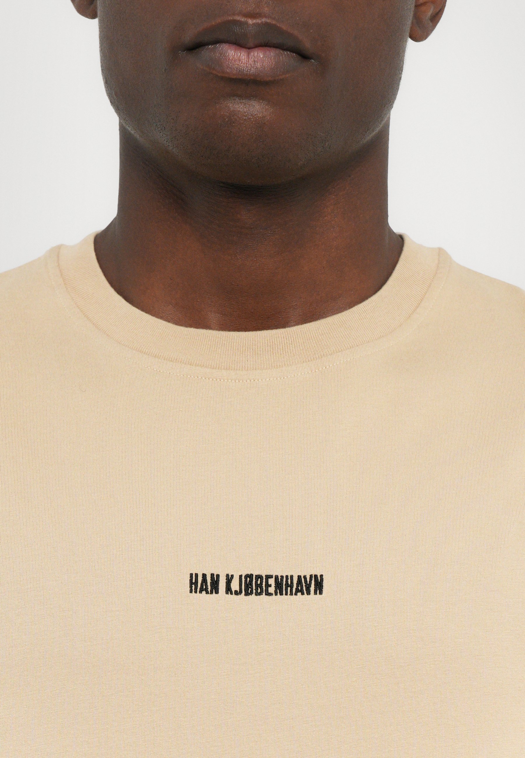 T-shirt oversize unisexe Han Kjøbenhavn - T-shirt basique - sable