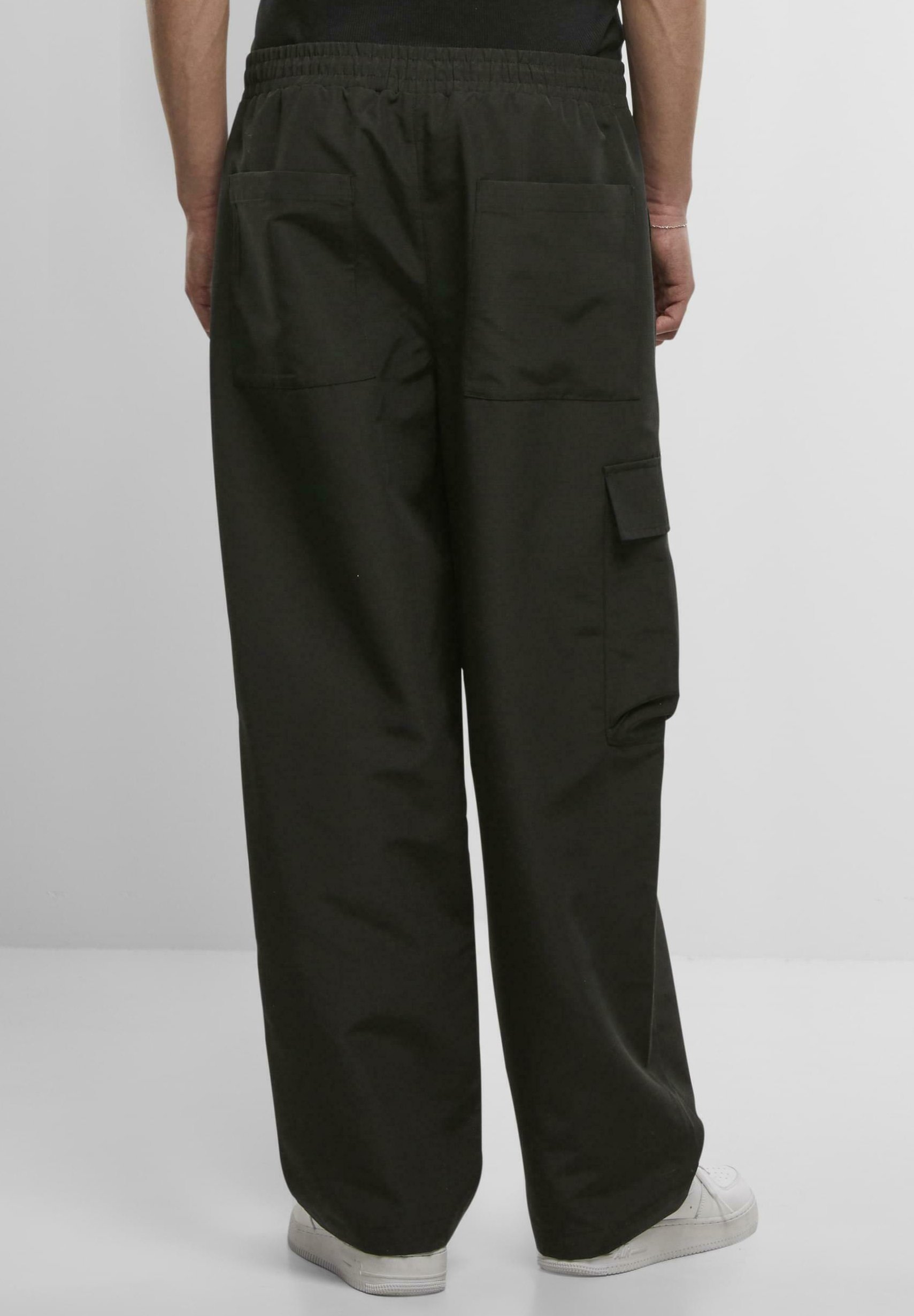 Urban Classics TECHNICAL - Pantaloni cargo - neri