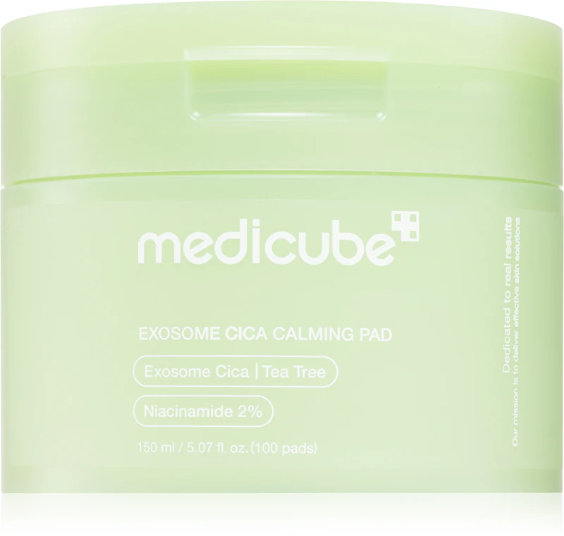 medicube Exosome CICA Calming Pad, discos faciais tonificantes com efeito calmante.