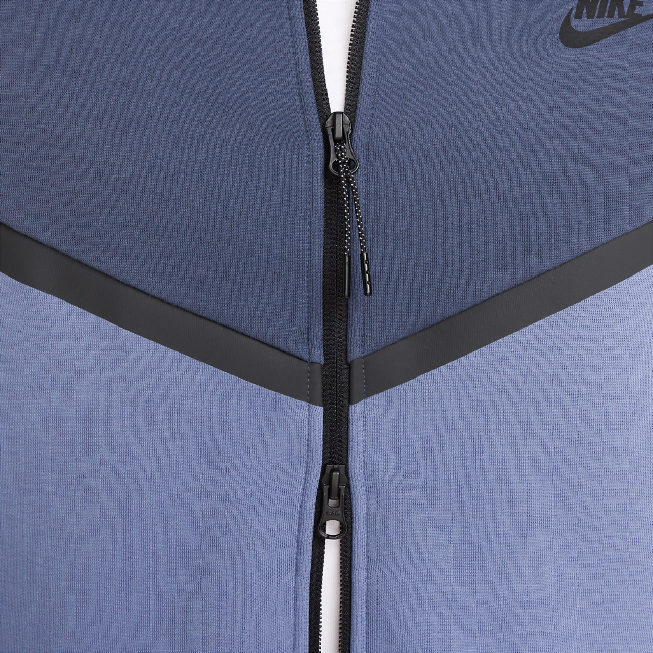 Nike Tech Fleece