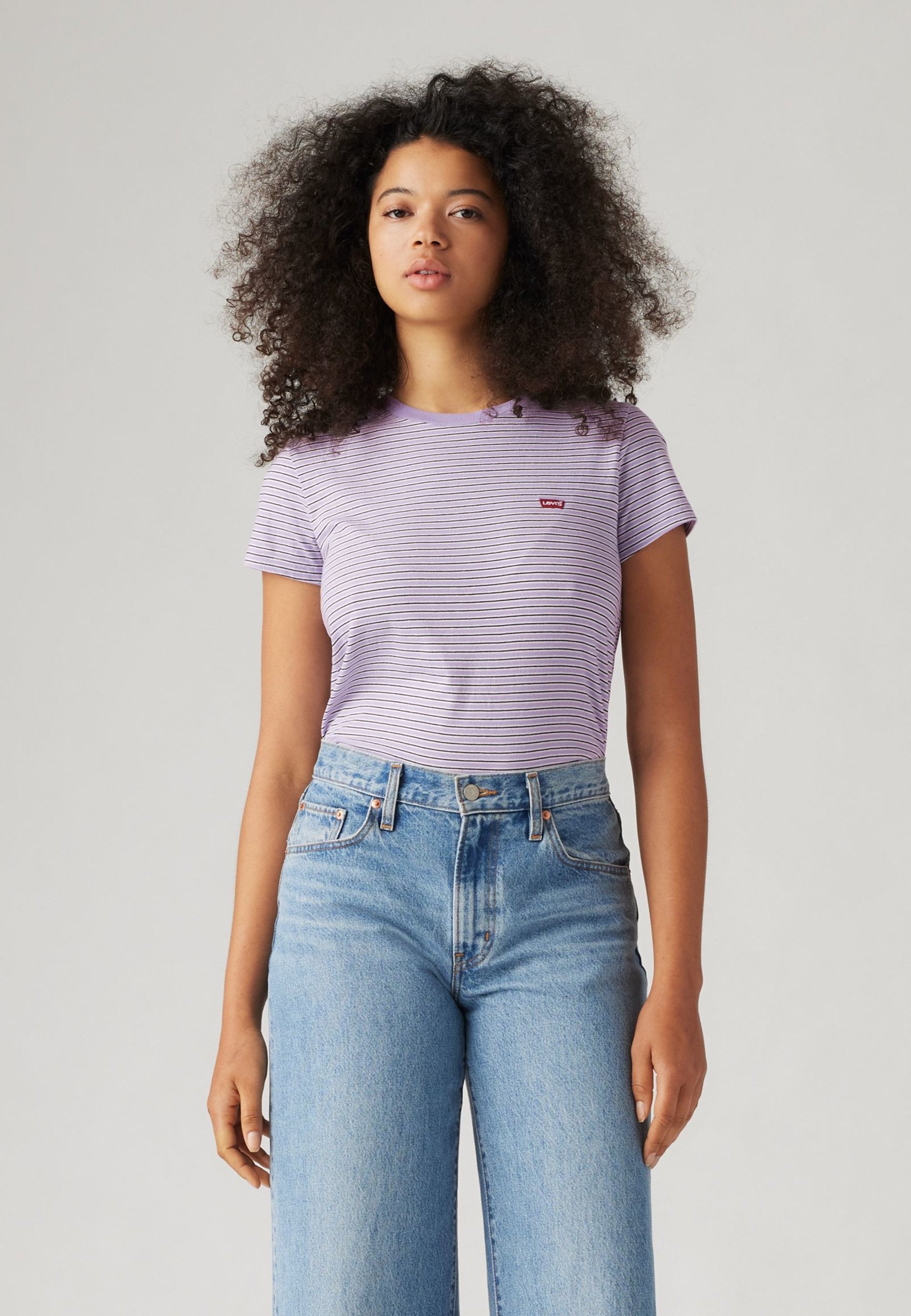 Levi's® LA T-SHIRT PERFETTA - T-shirt basic - lilla cimelio