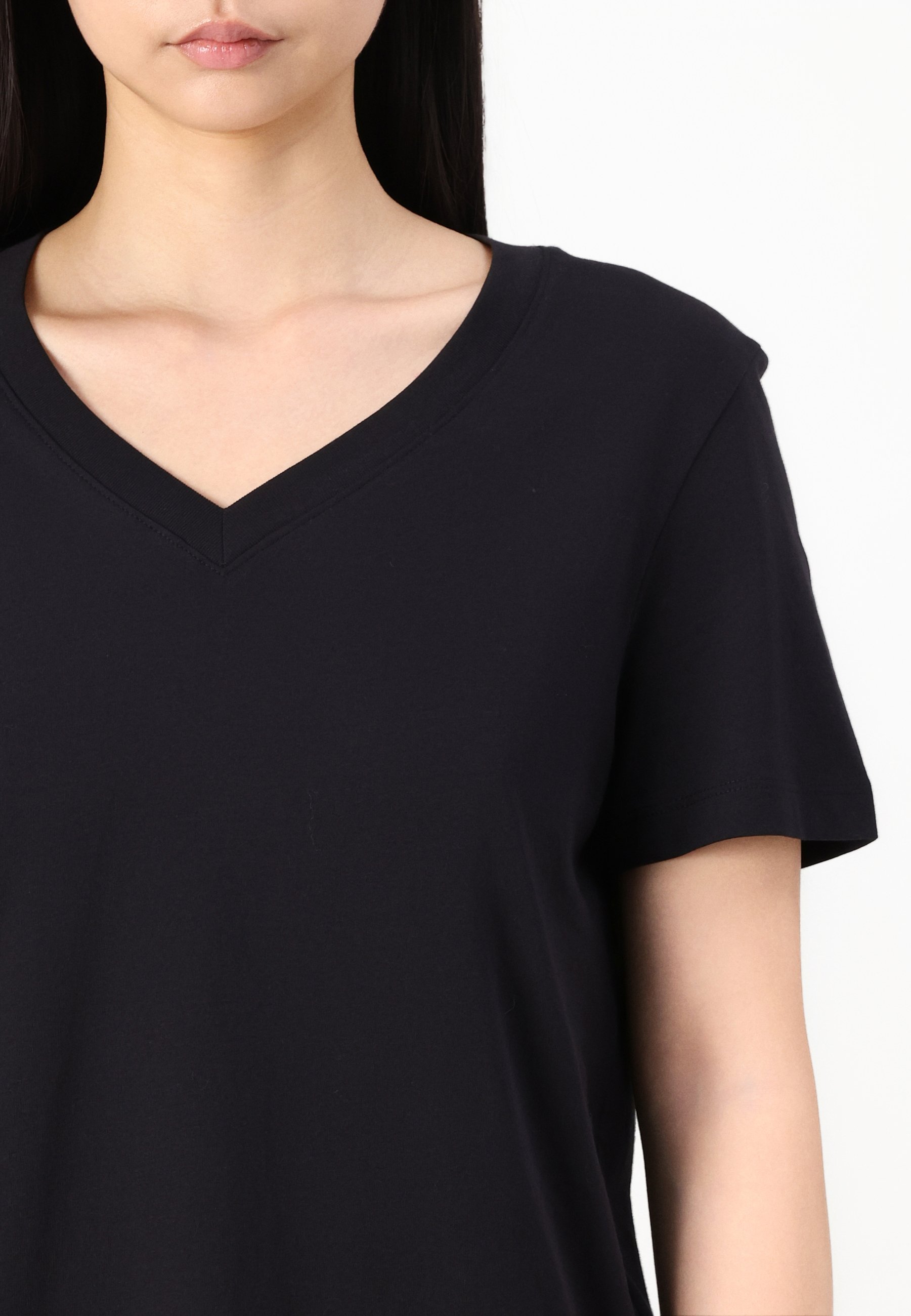 SLFESSENTIAL V NECK TEE - T-shirts med print - black/white ...