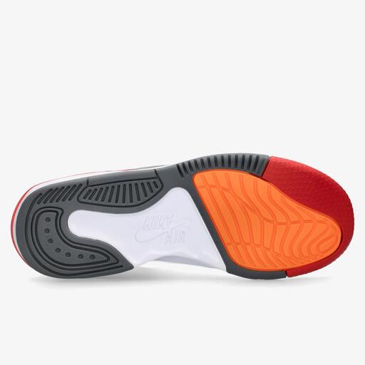 Nike Jordan Max Aura