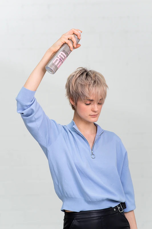 Wella Professionals Eimi Mistify Me Strong stiprios fiksacijos plaukų lakas