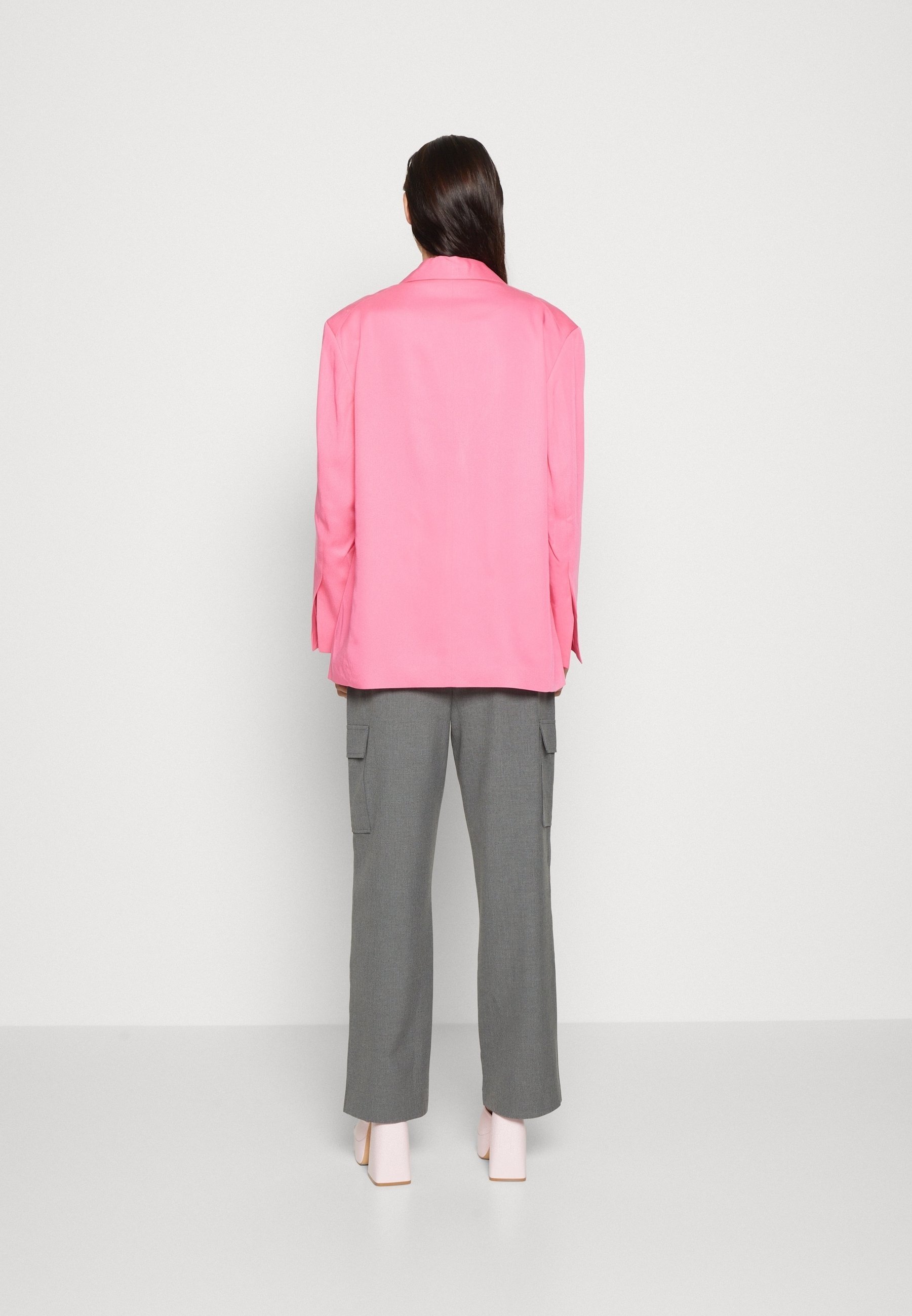 Blazer Monki - rosa