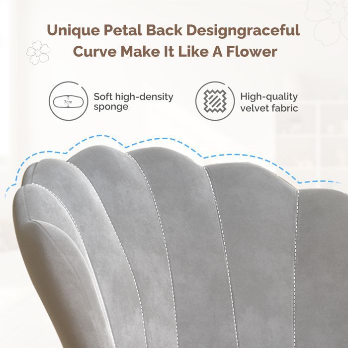 Poltrona de veludo elegante, com design refinado e pés cruzados dourados, ideal para quarto e penteadeira, na cor cinza.