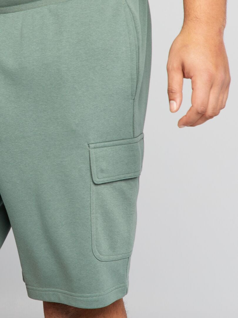Bermudashorts met klepzakken - GROEN