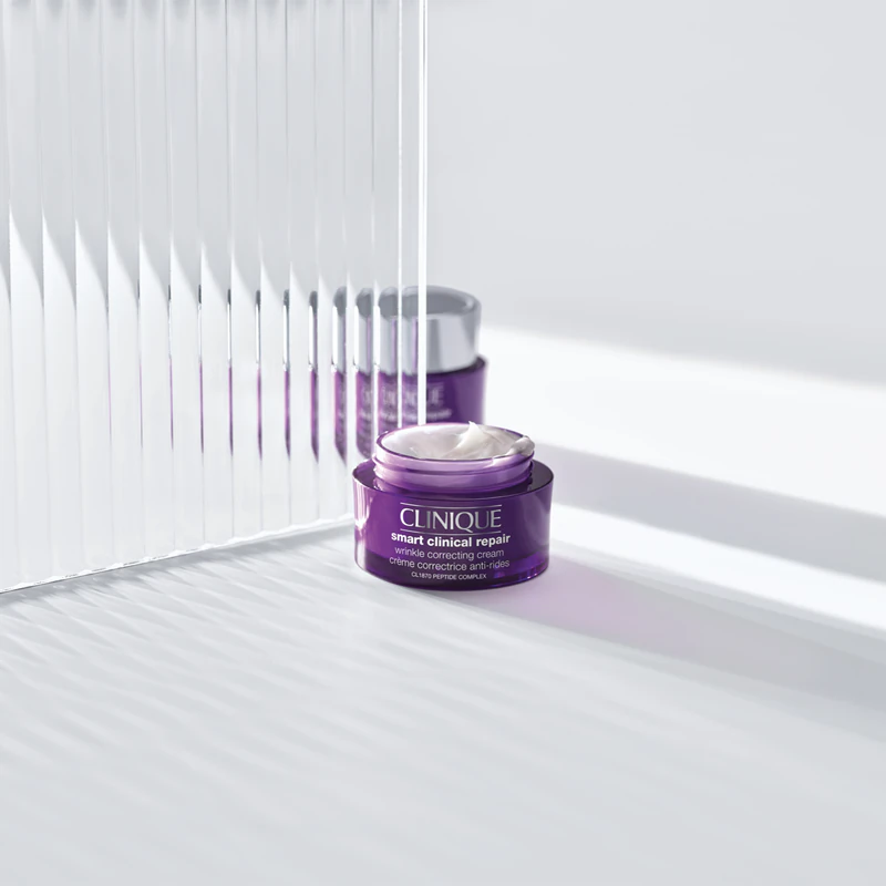 Clinique Smart Clinical™ Repair Creme Corretor de Rugas creme nutritivo antirrugas