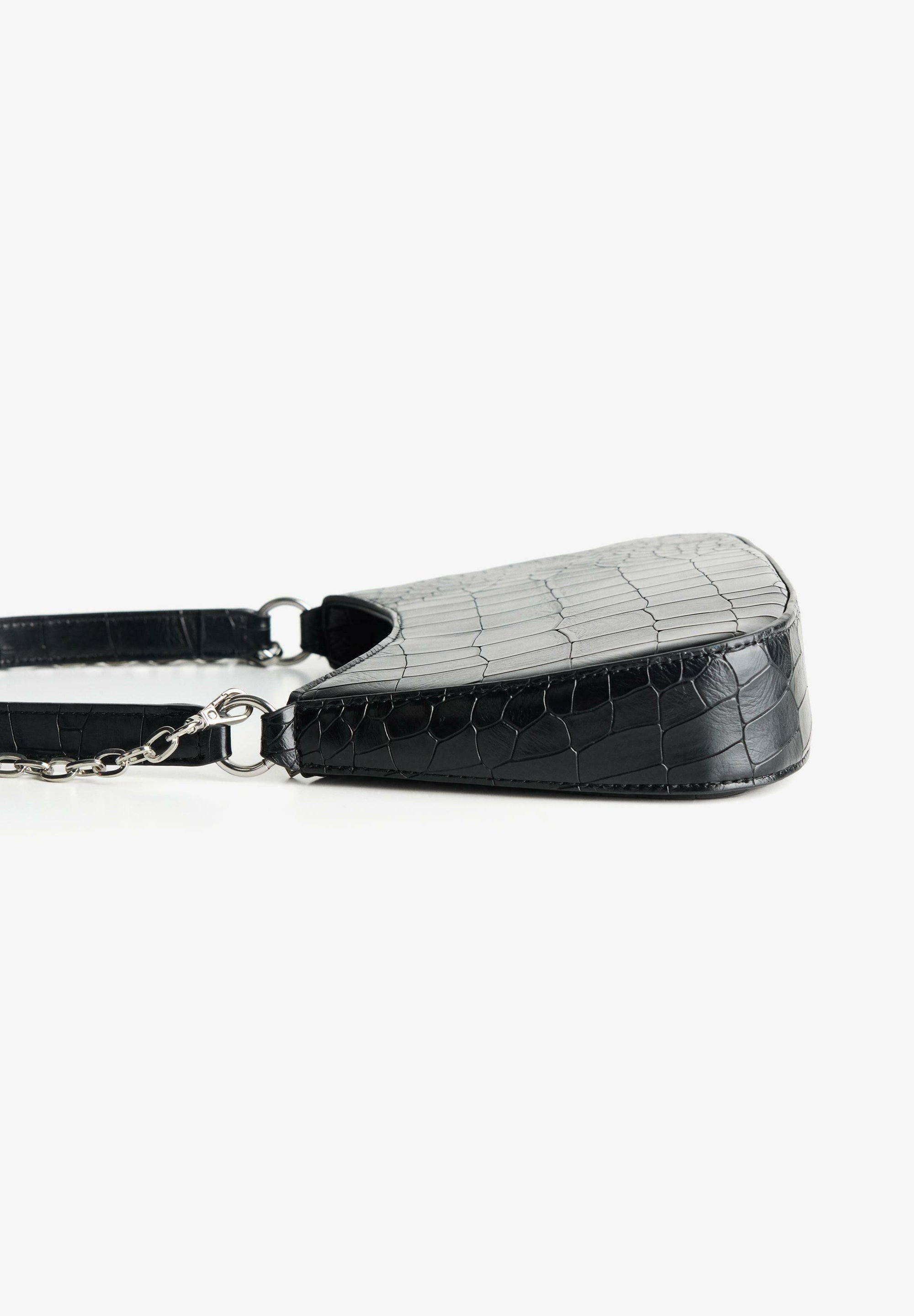 Bershka HALF-MOON - Borsa - nera