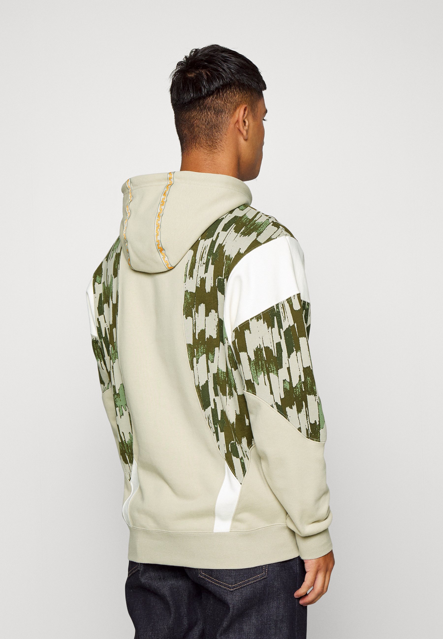 Puma-sweatshirts