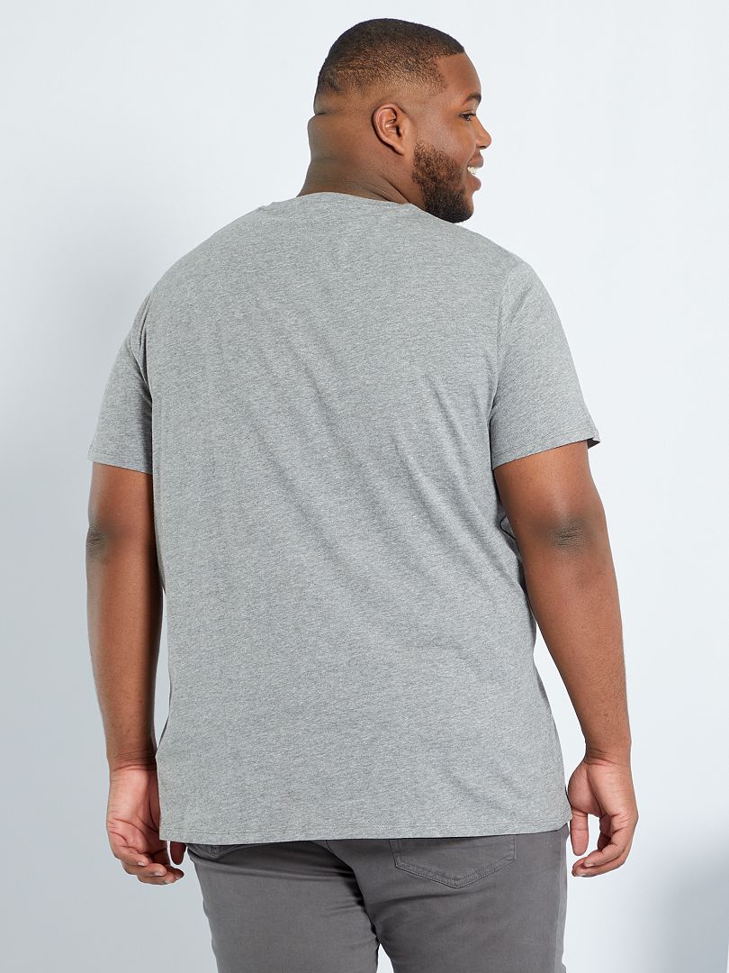 Camiseta com decote em V - CINZA