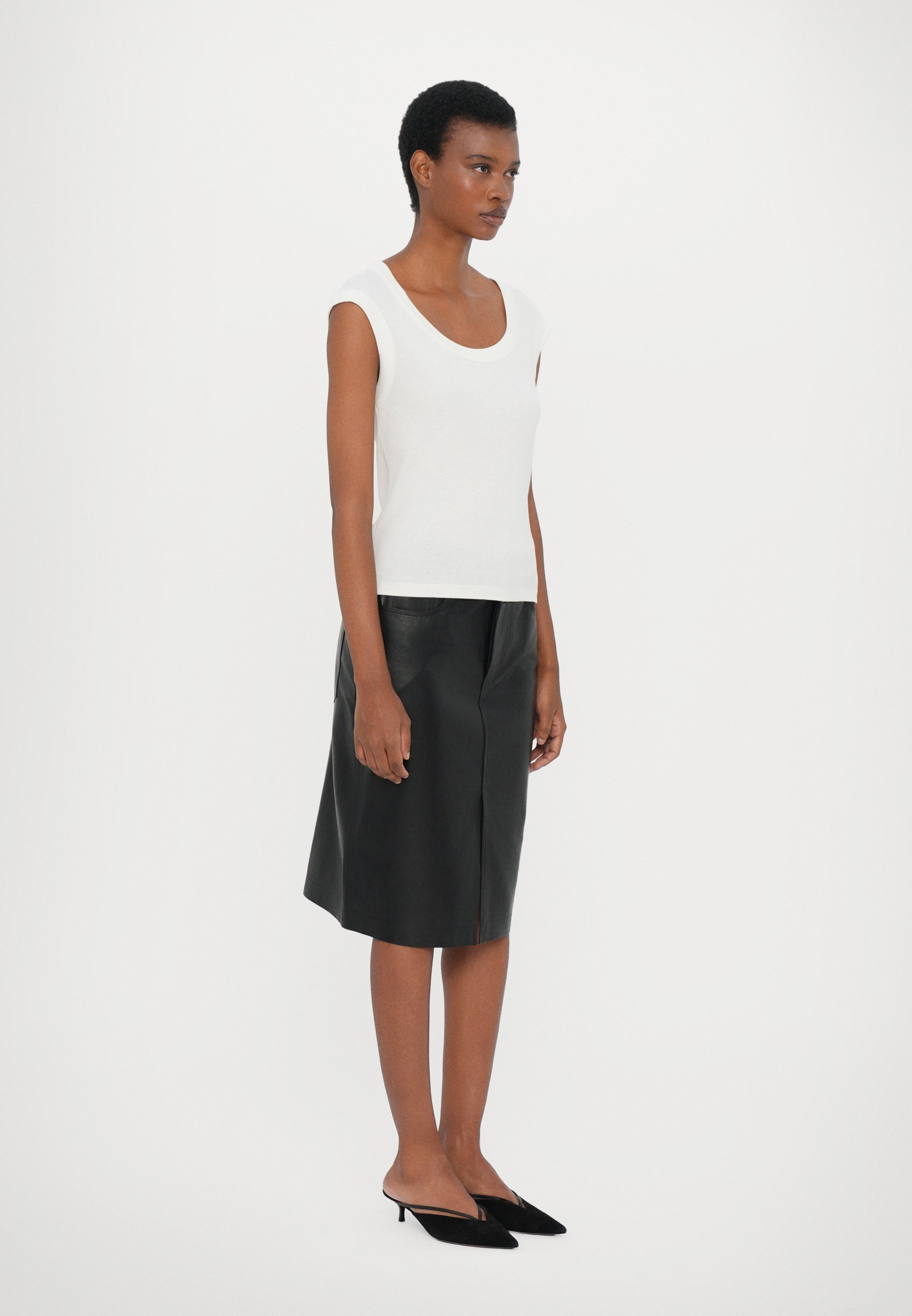 CLOSED CAP SLEEVE - Topp - ivory