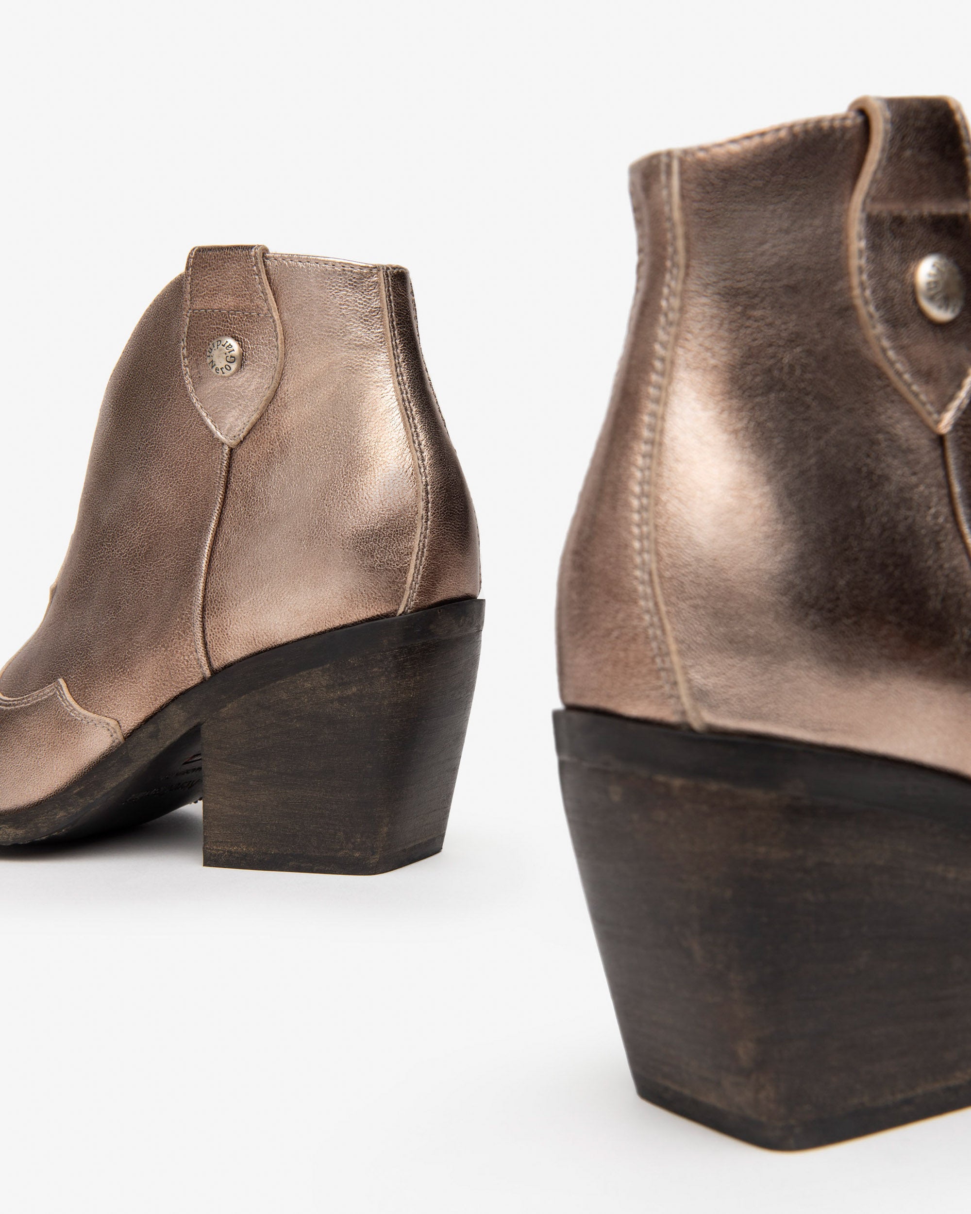  Damen-Ankle-Boots aus Leder