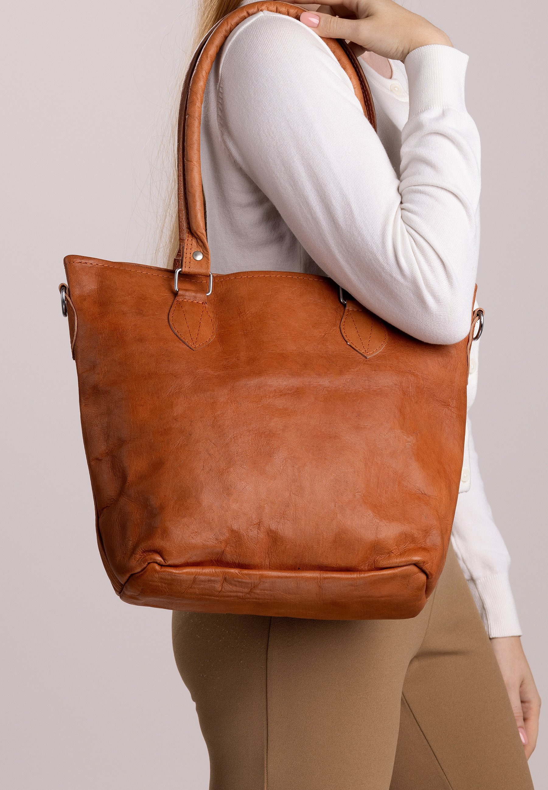 Gusti Leder THERESE - Handtas - bruin