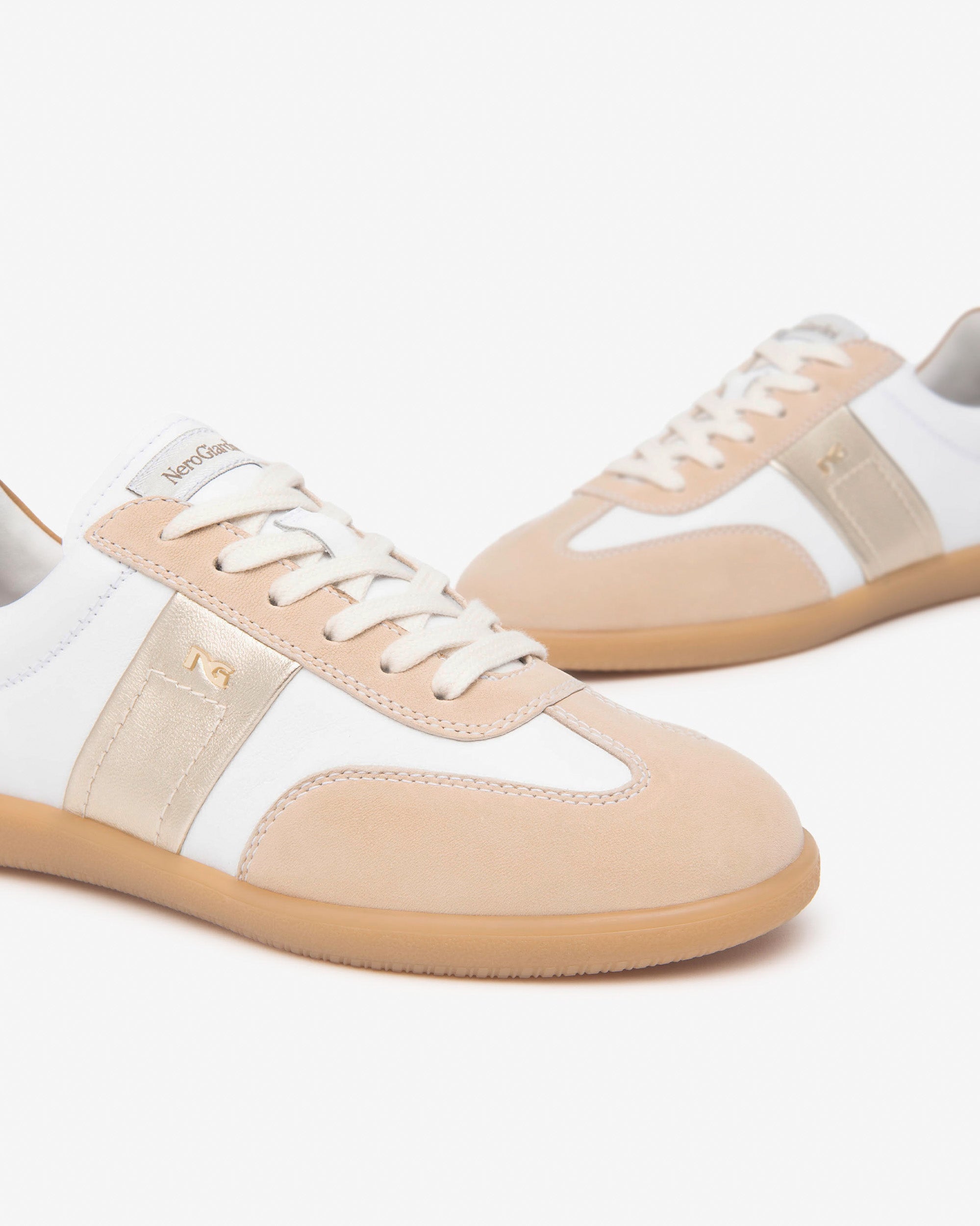Damen-Sneaker aus Leder und Wildleder