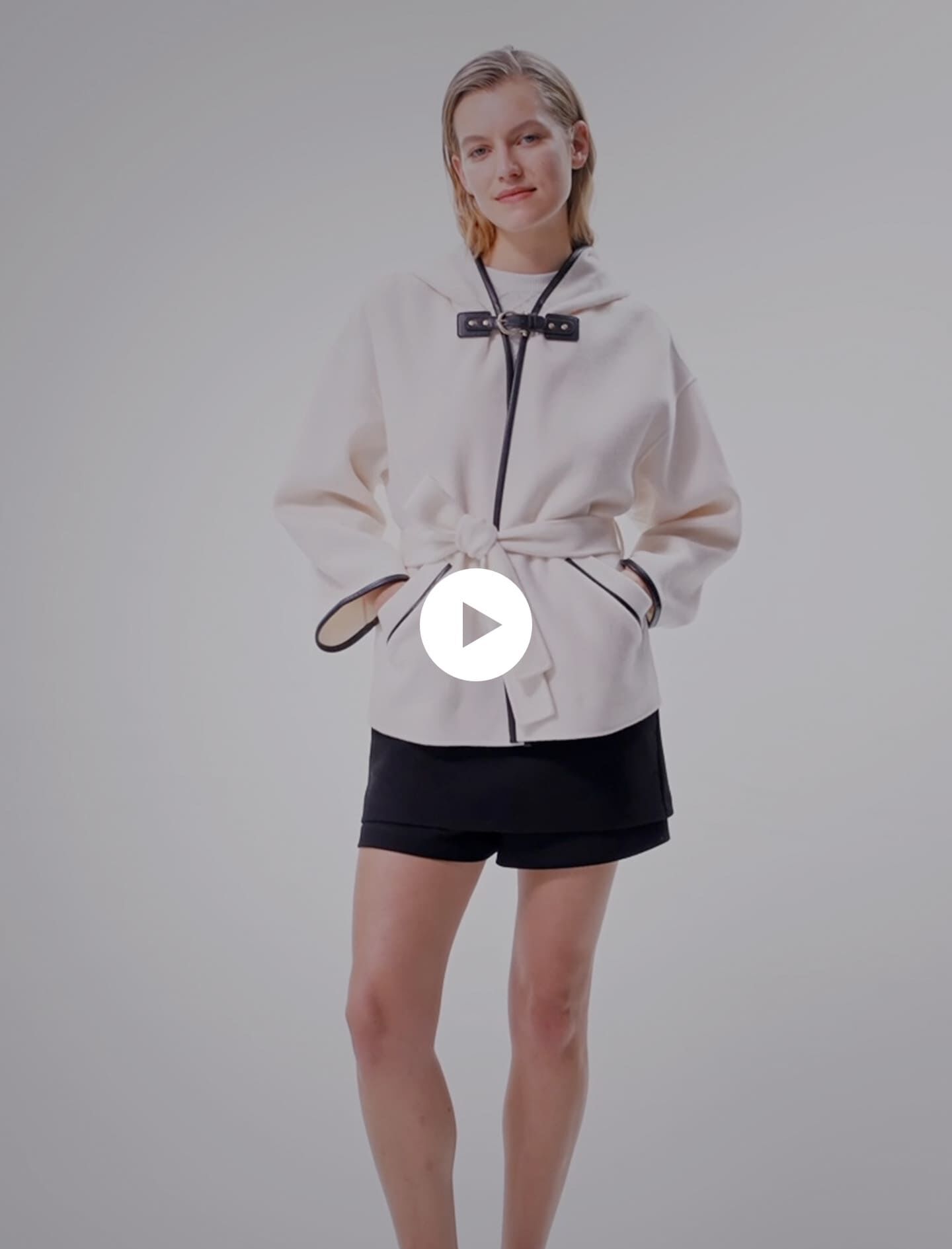 Wollen jas met cape-effect - Wit