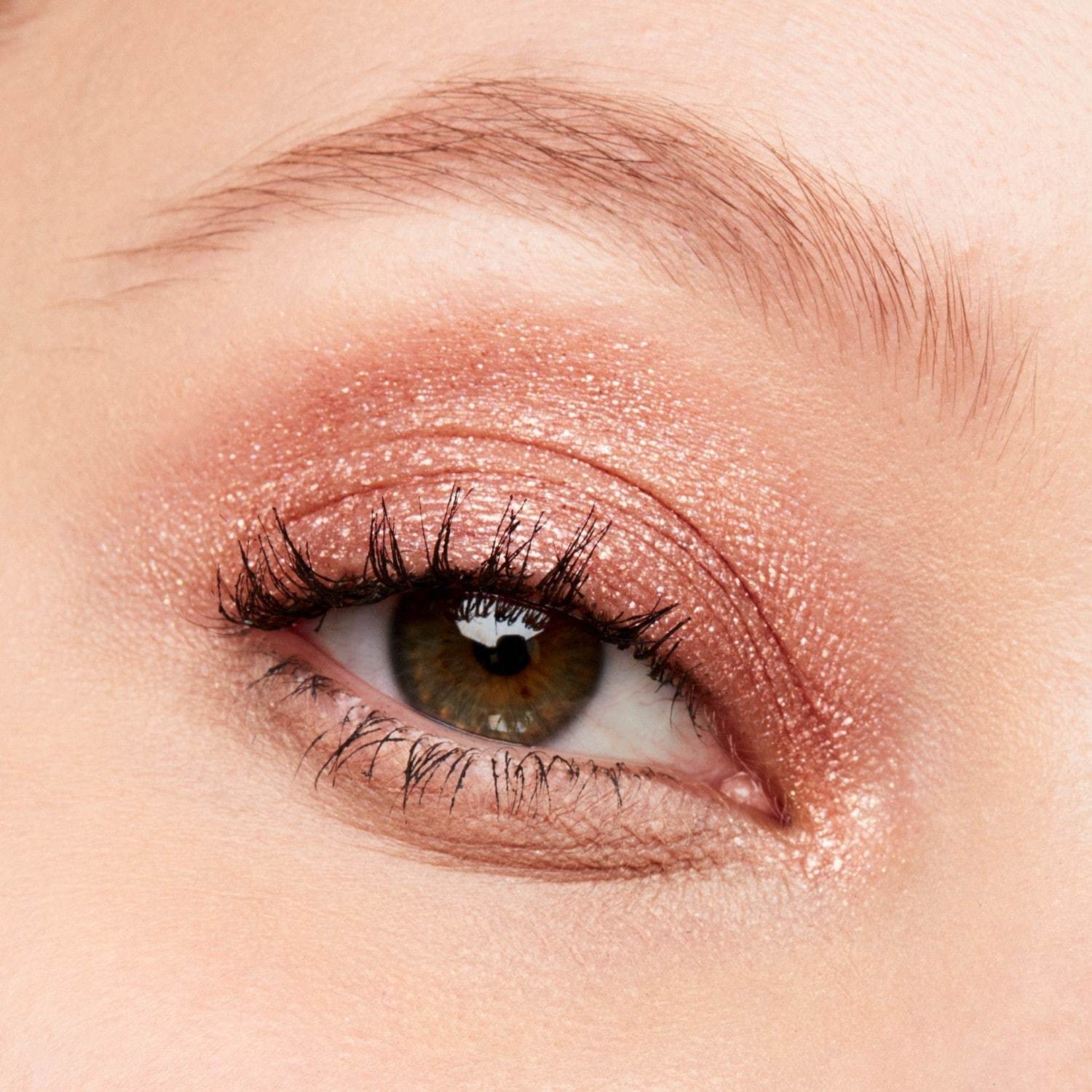 MAC tečno sjenilo za oči Dazzleshow – 4,6 g