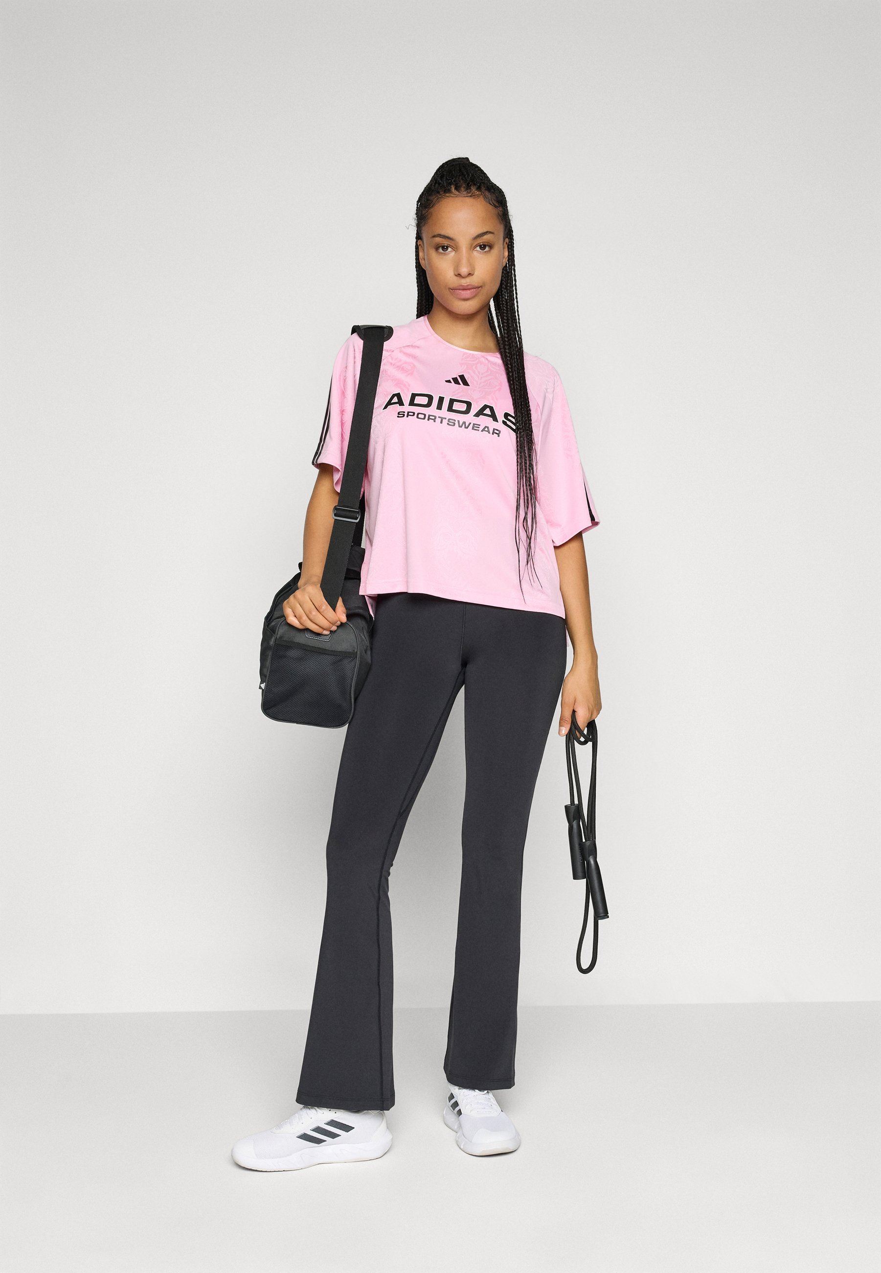 adidas Sportswear TIRO TEE - Nyomott mintás póló - igazán rózsaszín/fekete