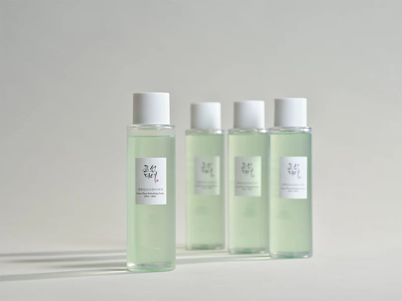 Osviežujúci toner Beauty of Joseon Green Plum AHA + BHA na jemné exfoliačné tonikum na každodenné použitie