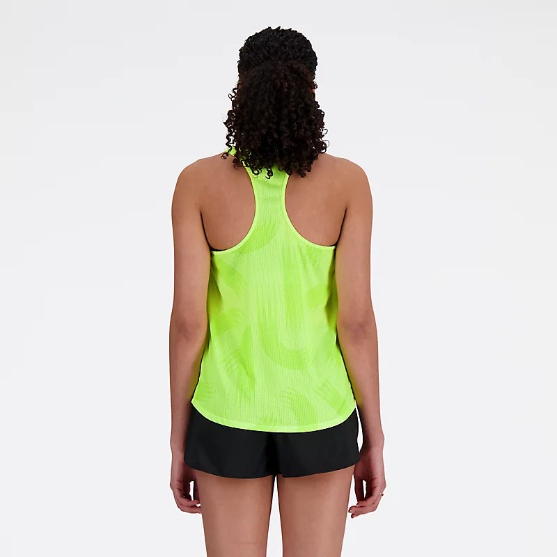 Damski top deportivo NB z nadrukiem London Edition con colores BIELONA LIMONKA GLO