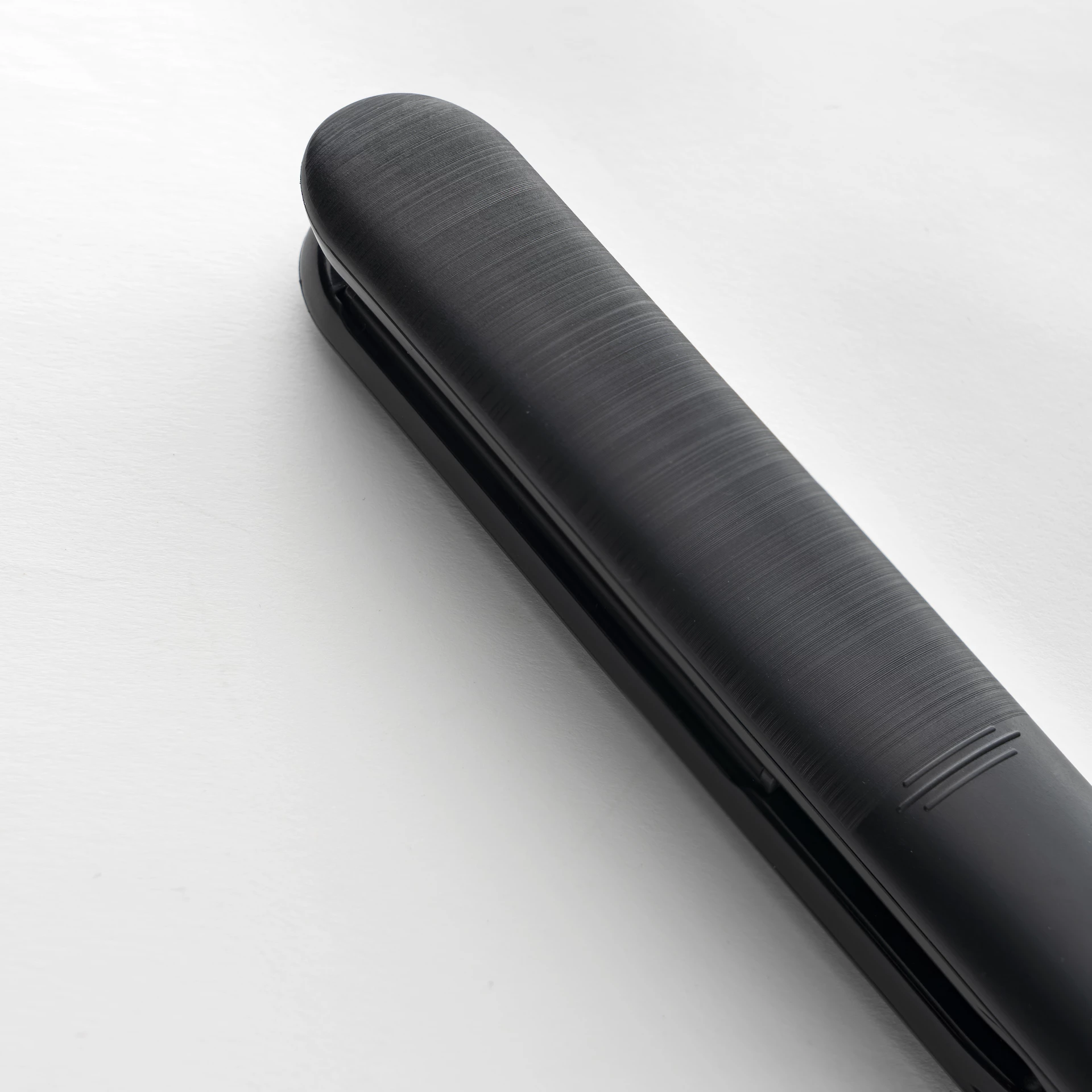 Artist Optiliss Straightener - OBH Nordica