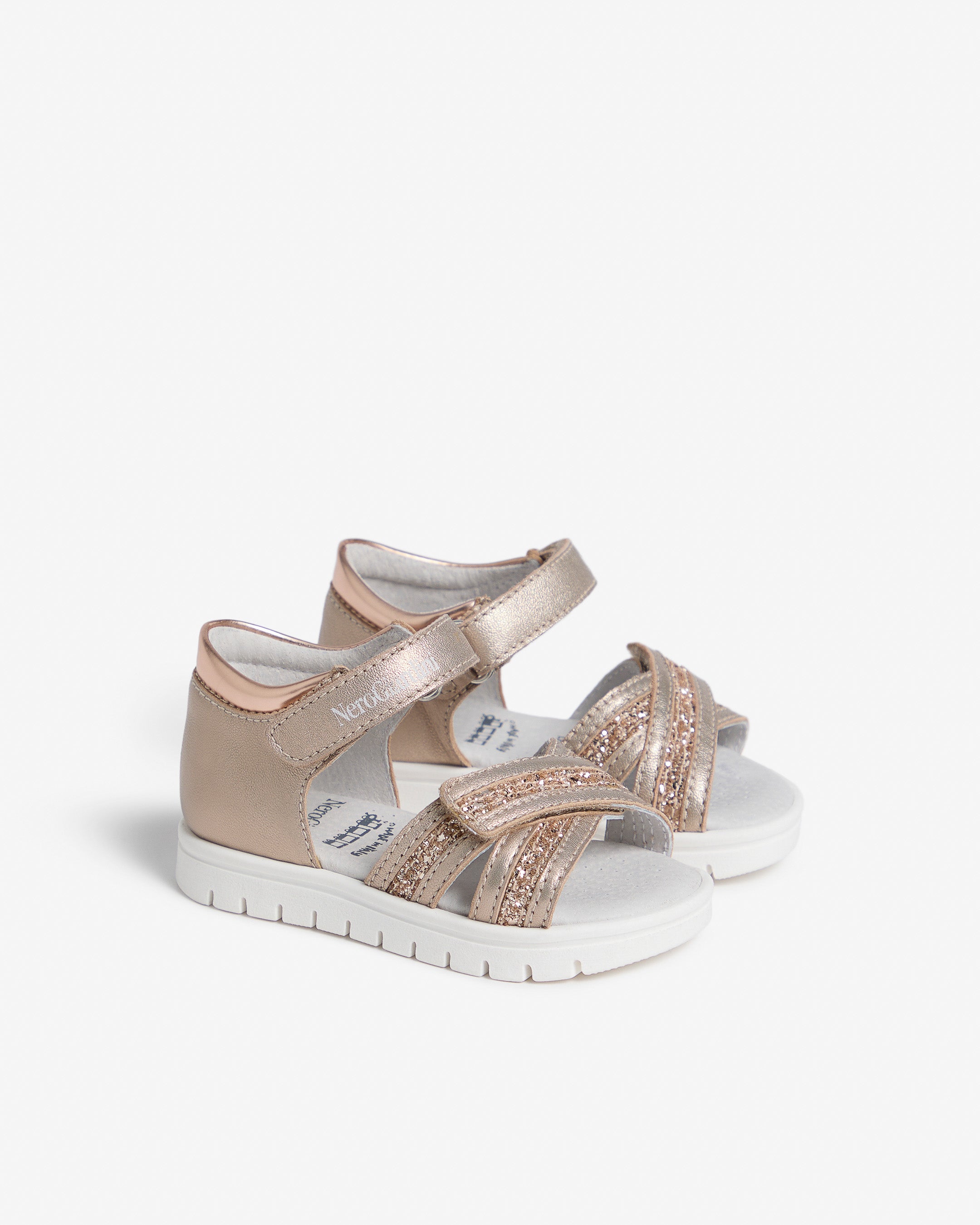  Sandalen für junge Mädchen aus Funktionsmaterial und Leder