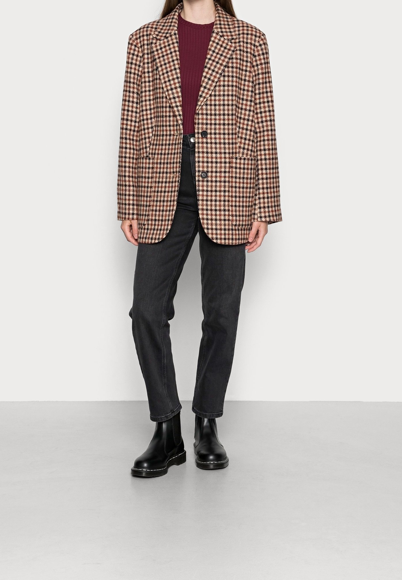 EDITED Žakete - kamieļkrāsas