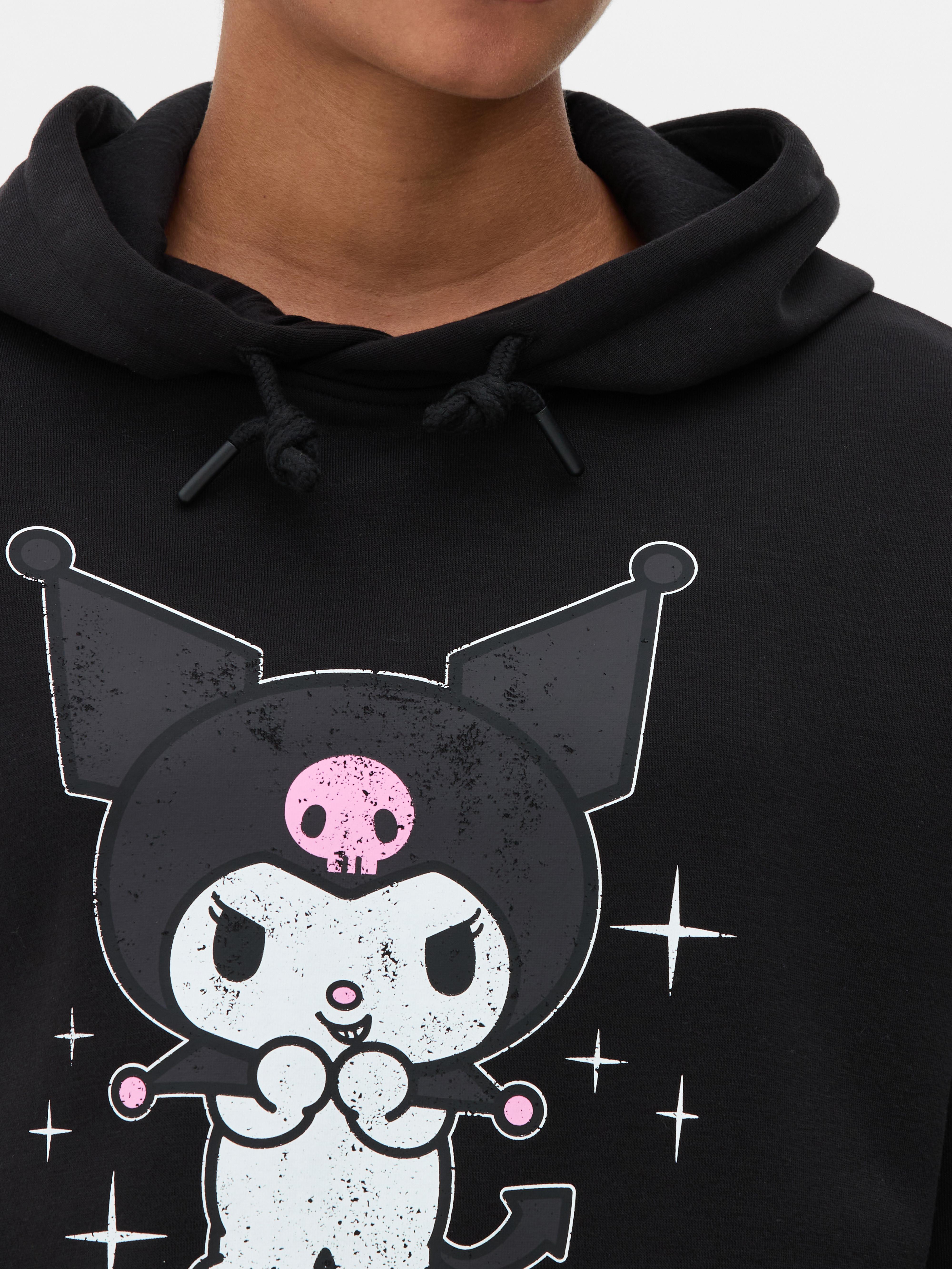 Φούτερ με τύπωμα Hello Kitty Kuromi. Ένα κλασικό φούτερ με μεγάλο τύπωμα Hello Kitty Kuromi στο στήθος.