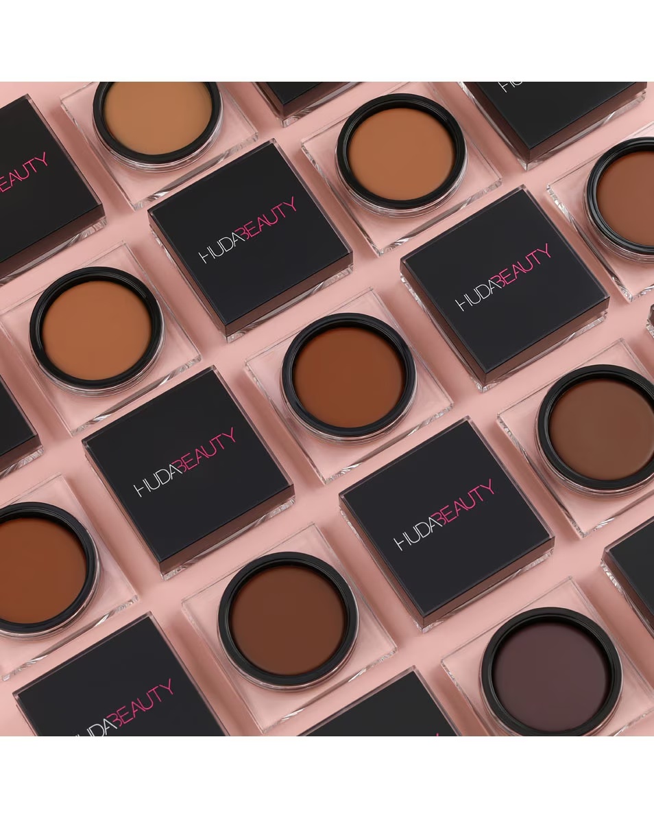 HUDA BEAUTY TANTOUR CONTOUR