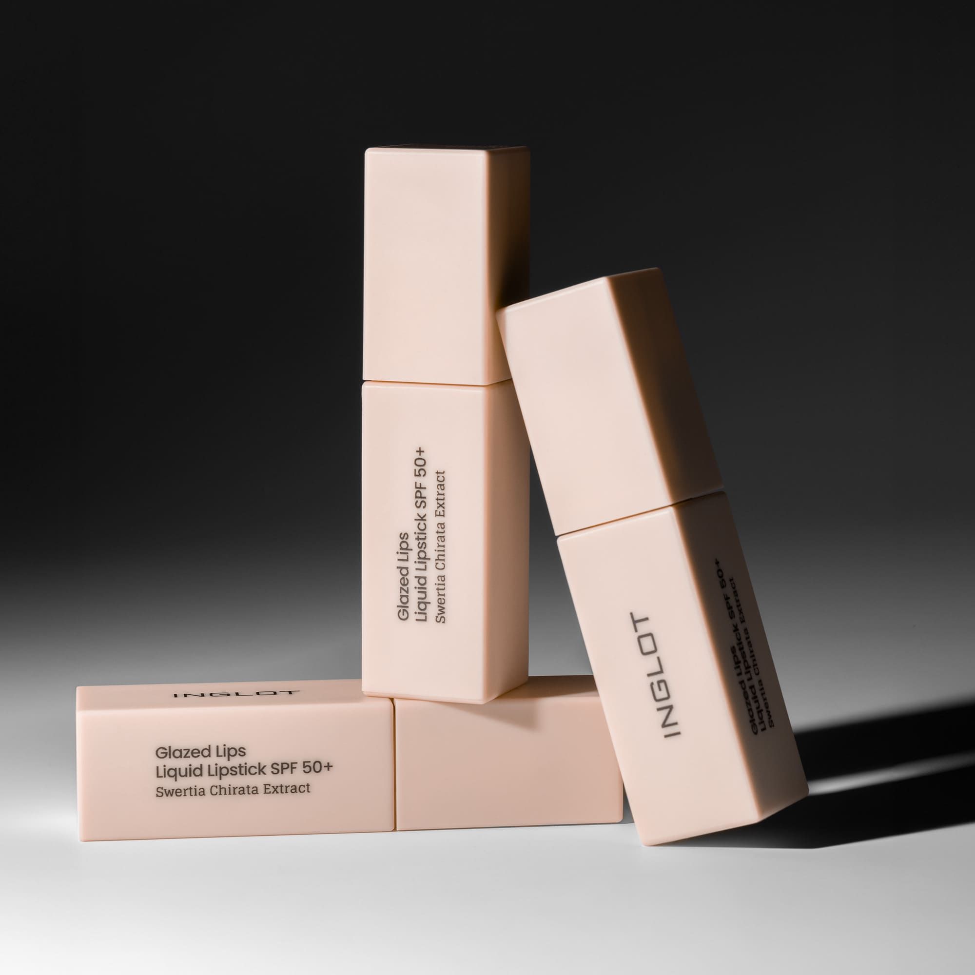 Tekutý rúž Glazed Lips SPF50 Luxusný lesk na pery
