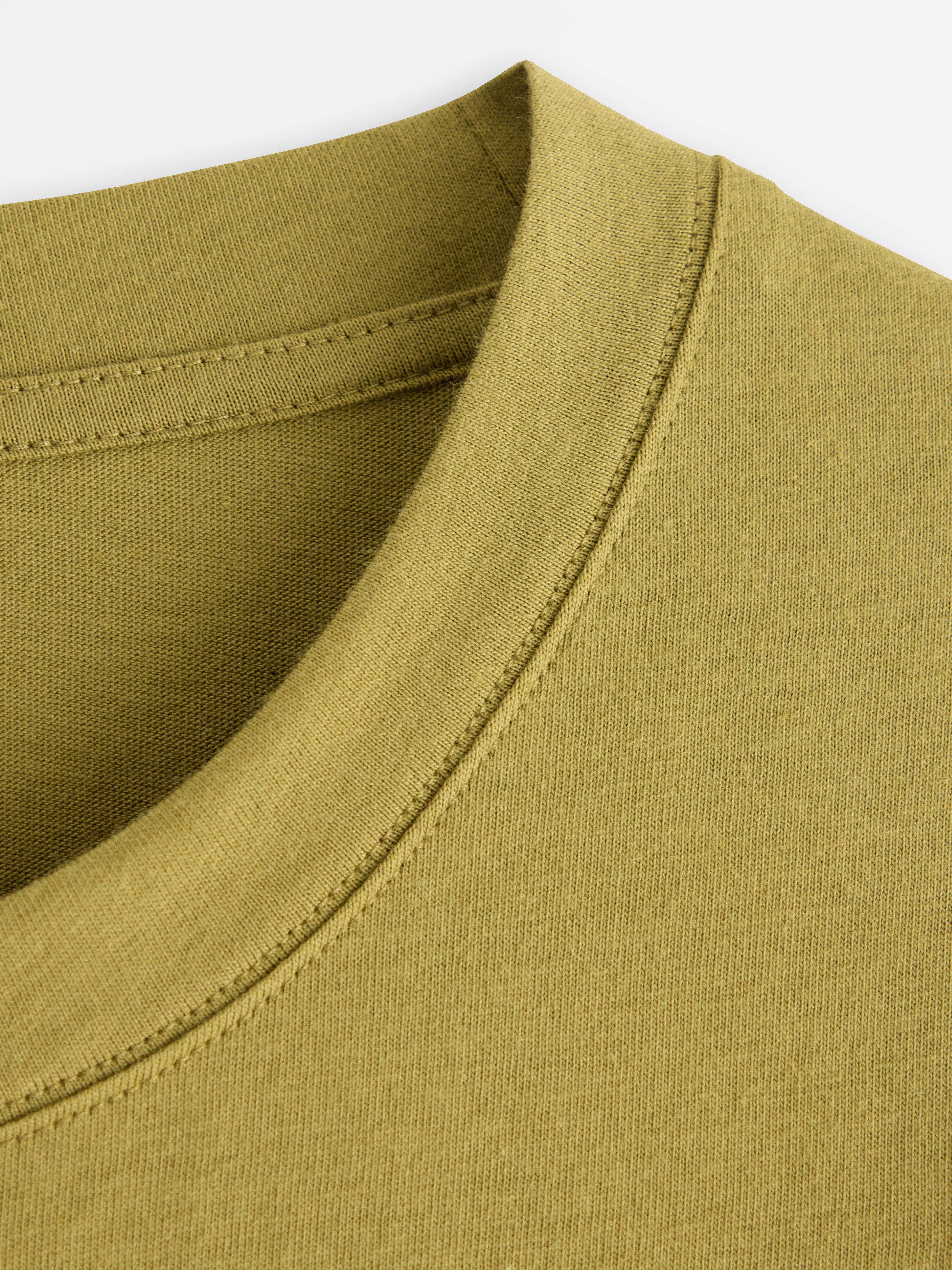 Camiseta Bas color verde polvoriento