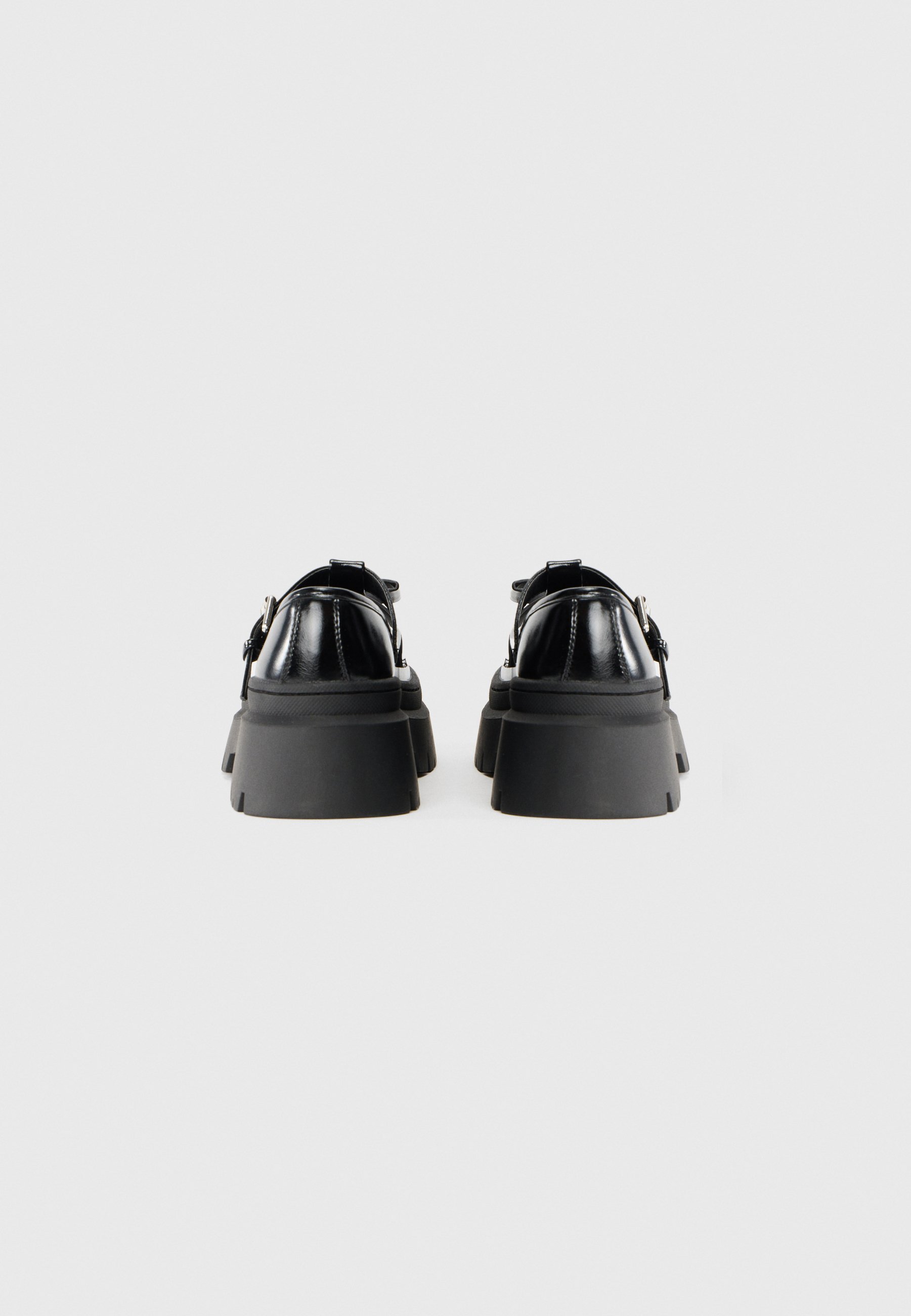 Even&Odd Slip-ons - zwart