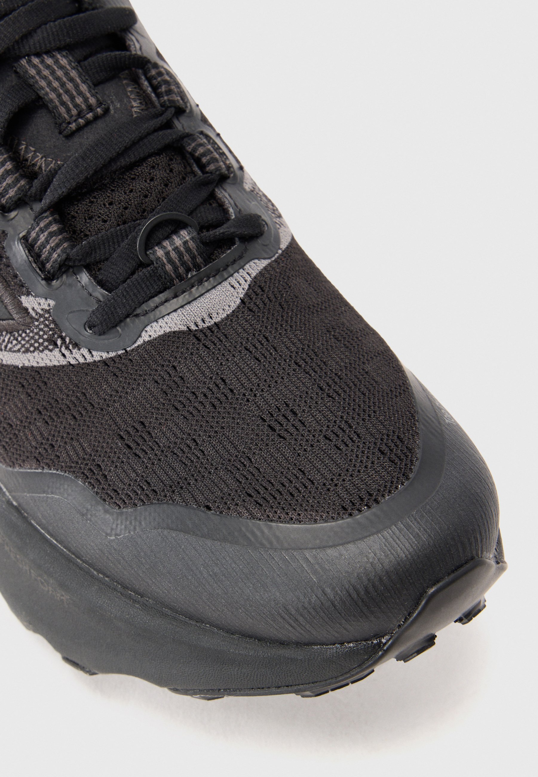 New Balance HIERRO V9 - Trailrunningschoenen - zwart