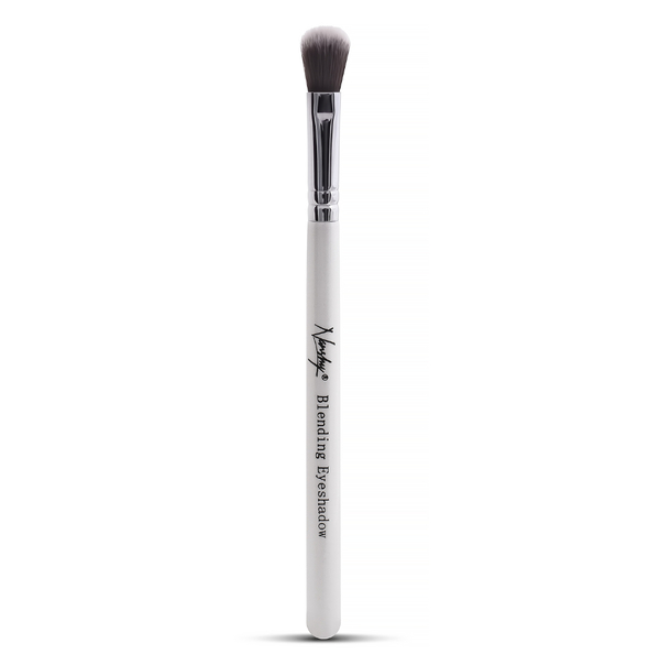 Nanshy Blending Eyeshadow Brush – Perlemorhvit