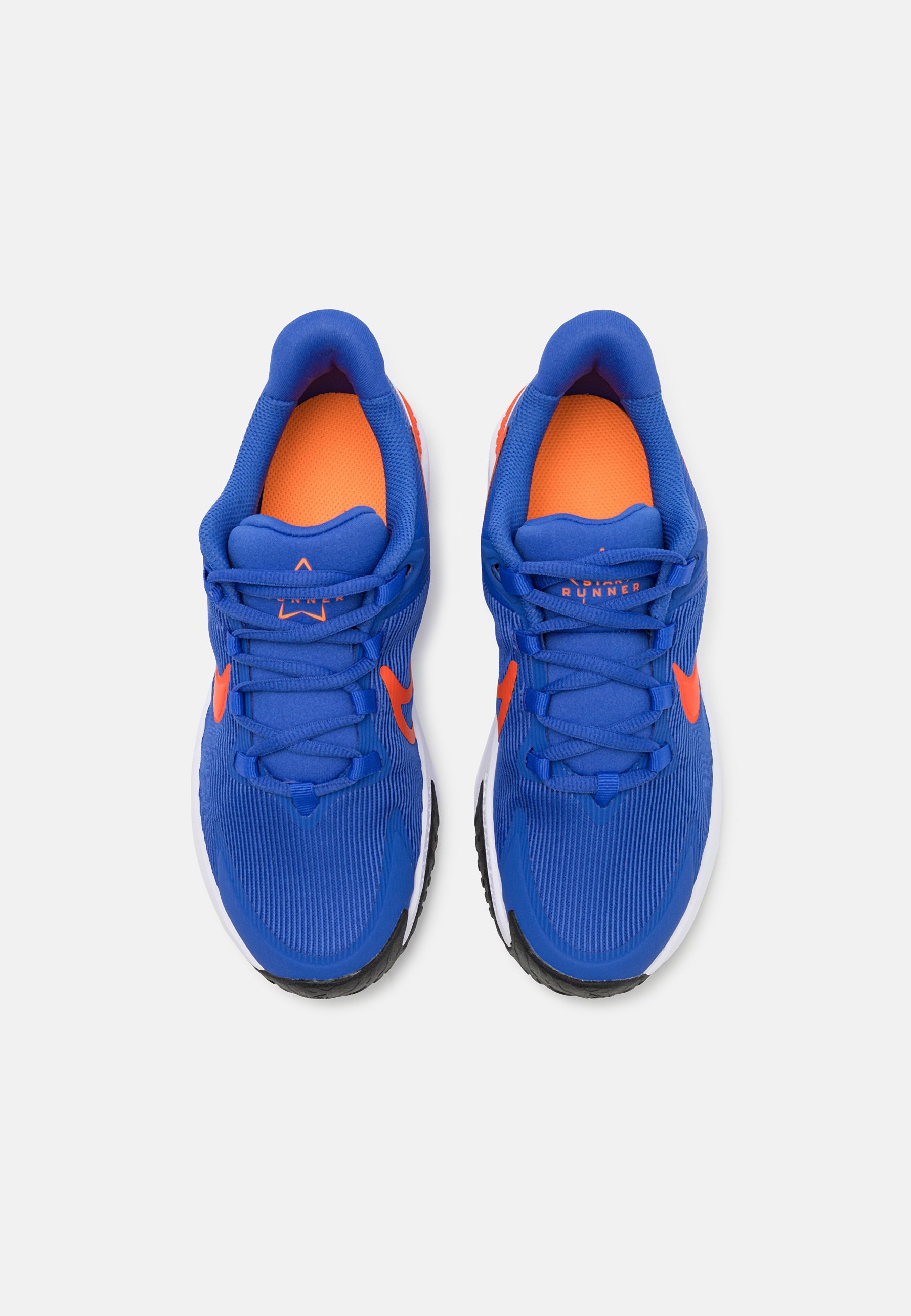 Nike Performance STAR RUNNER 4 - Hardloopschoenen voor op de weg - astronomy blue/team orange/white/total orange