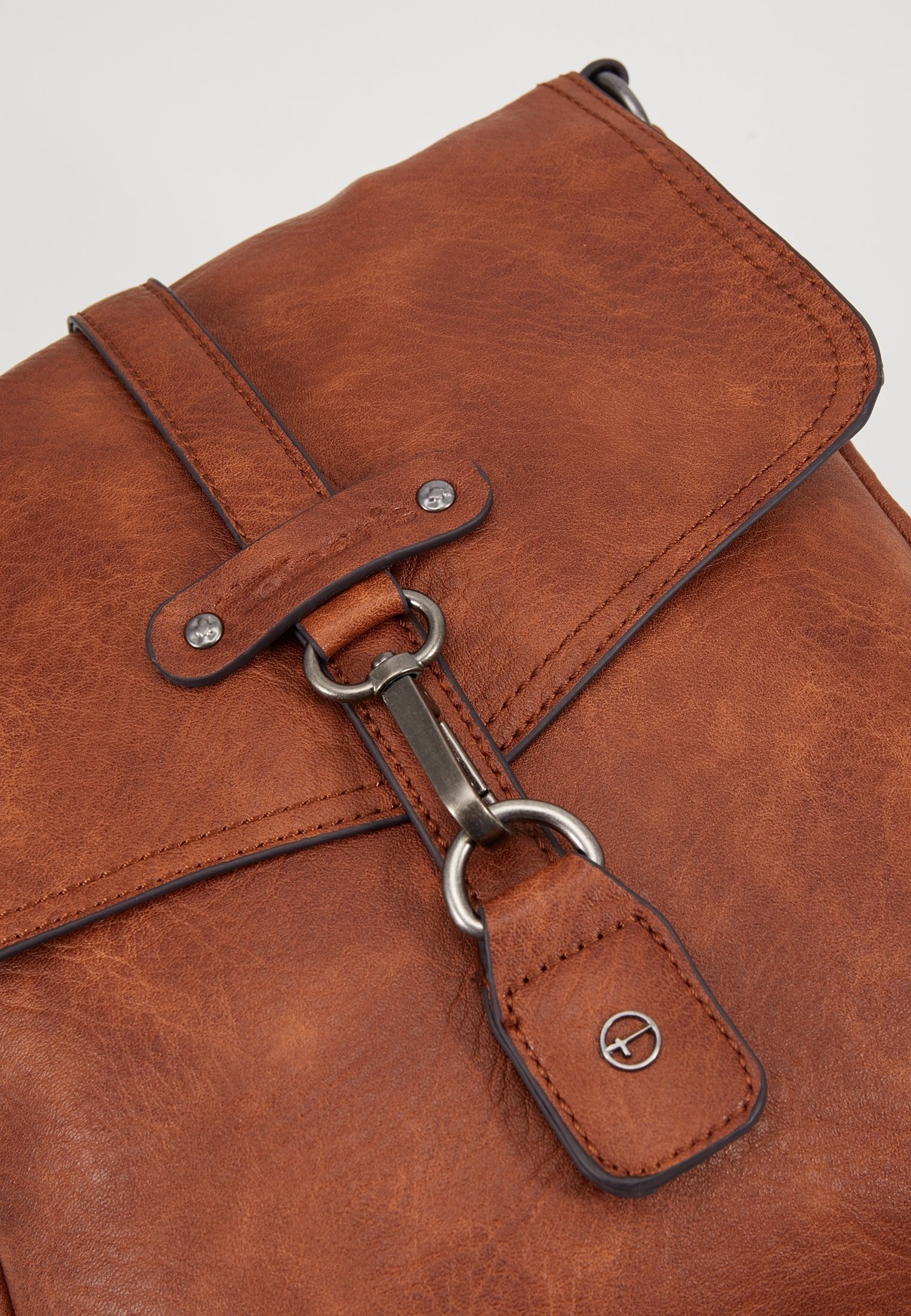 Tamaris torba čez telo - konjakova