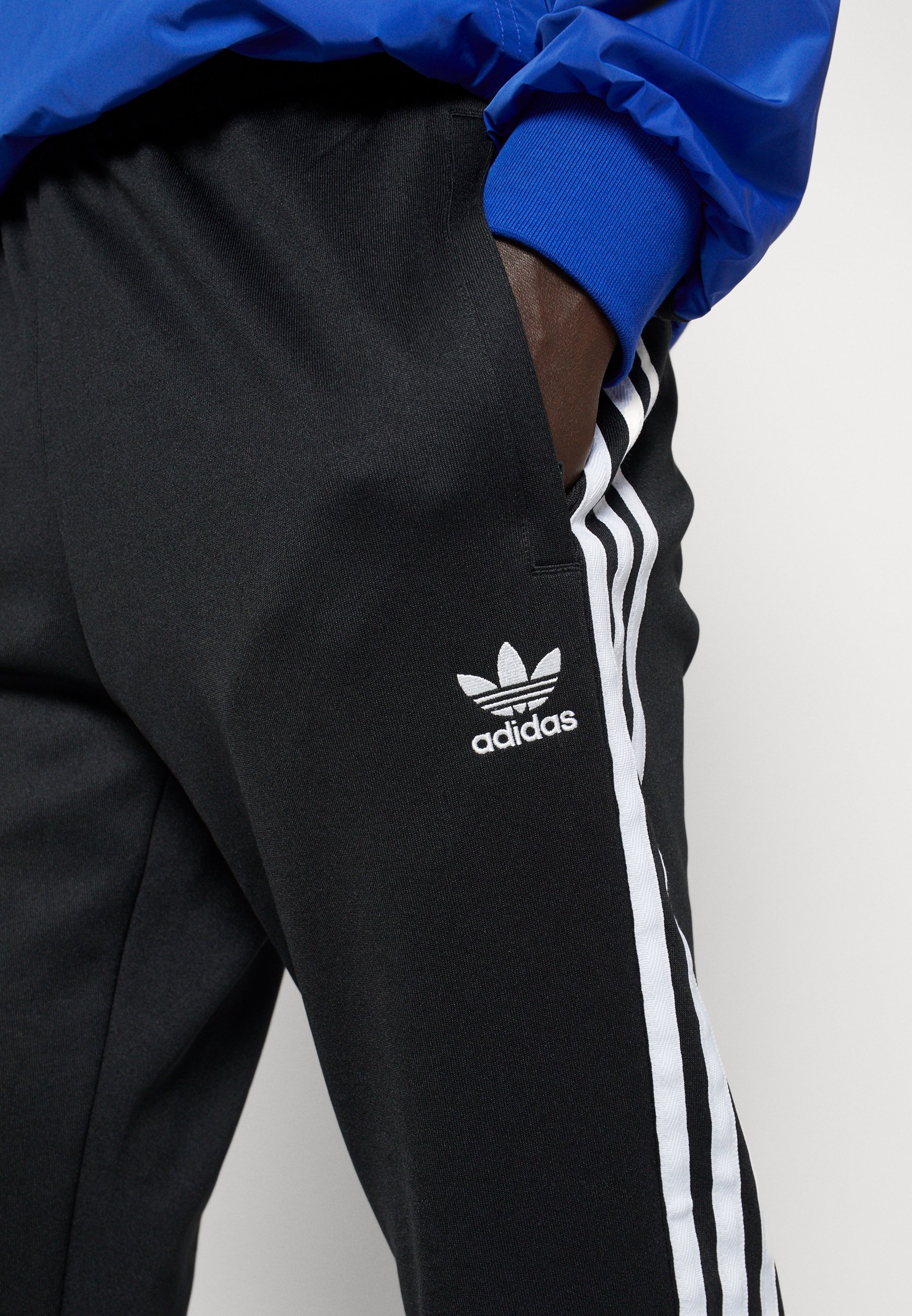 adidas Originals szabadidőnadrág
