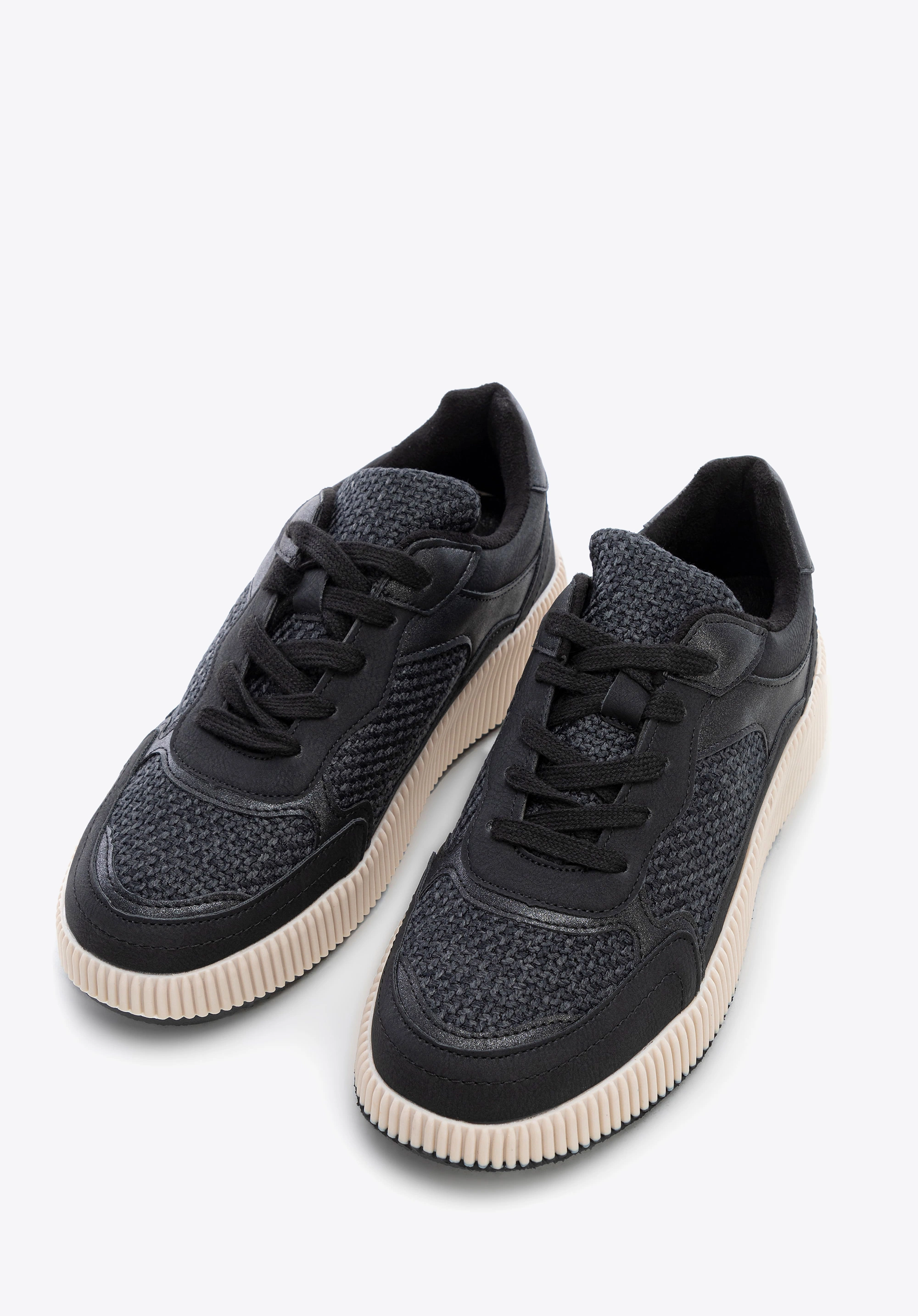 Damskie sneakersy na grubej platformie czarne