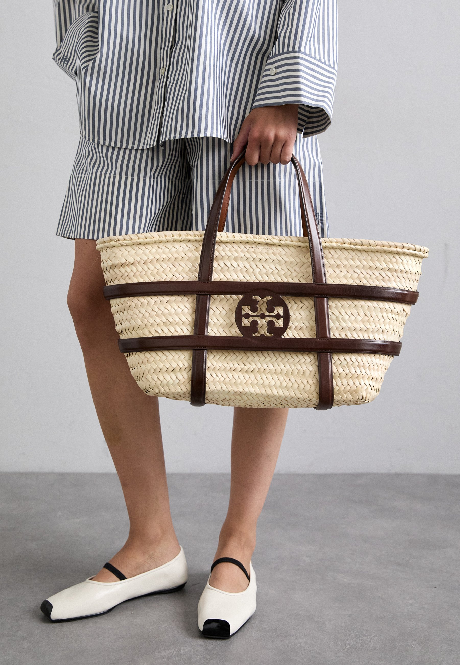 Sac à main Tory Burch ELLA BASKET - marron