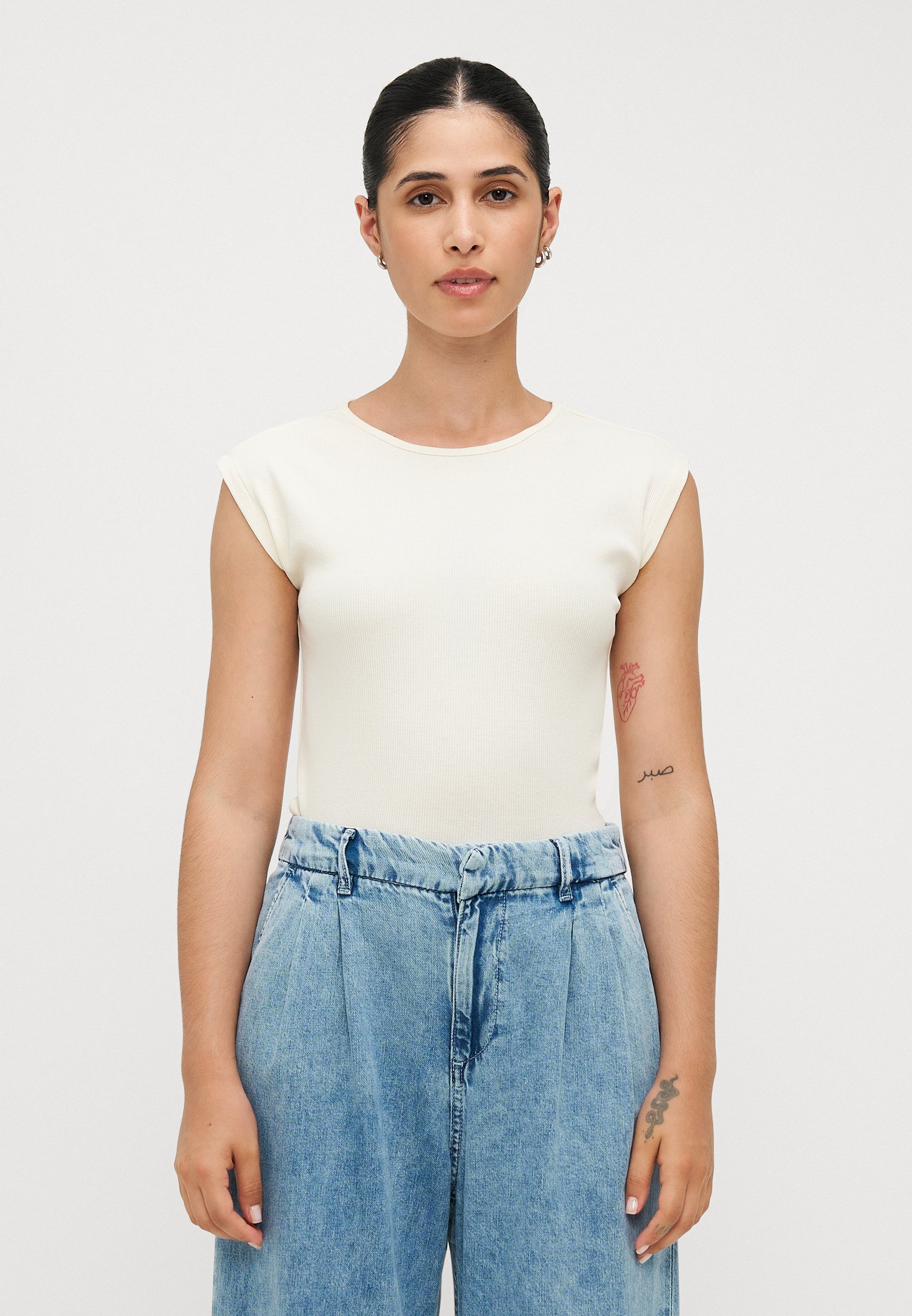 Even&Odd Petite 2-pack - Basic T-shirt - zwart & reiger