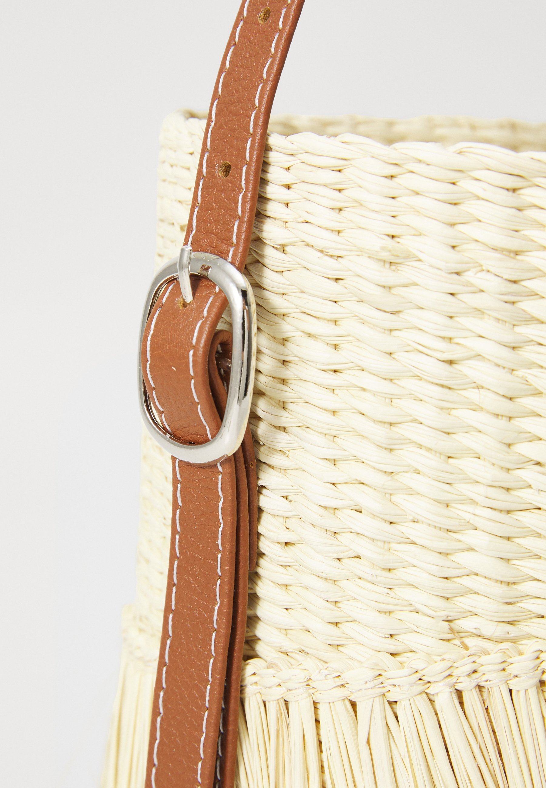 Sensi Studio MAXI FRAYED BUCKET - Handtas - naturel/camel