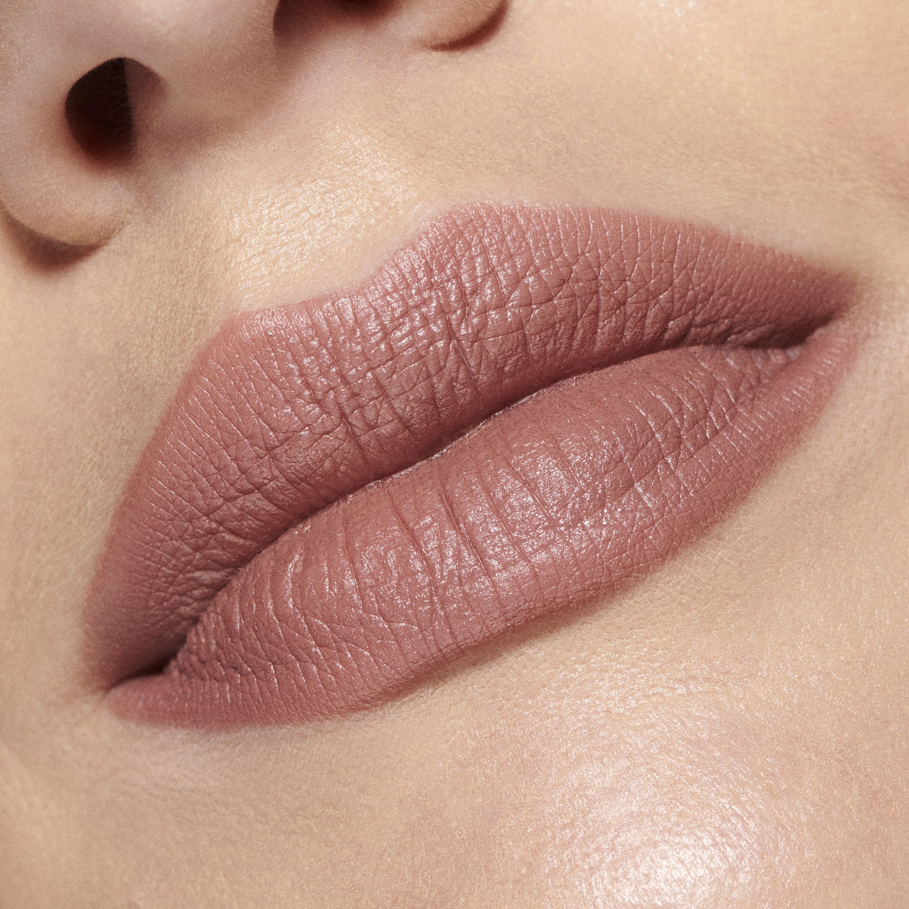 Macximal Silky Nude lūpu krāsa Luksusa lūpu krāsas